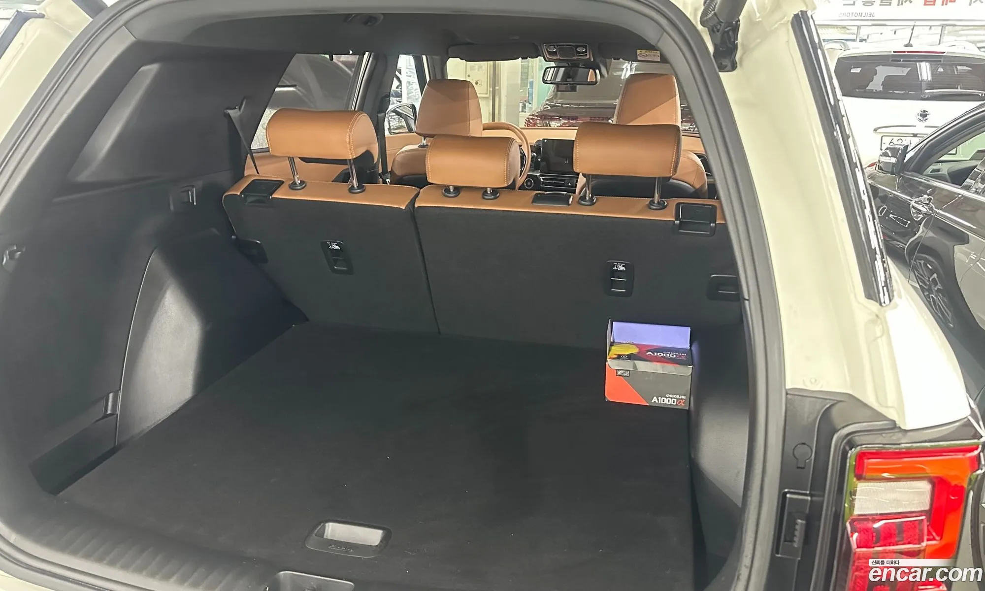 KG Mobility (SsangYong) Torres 2023 — 18