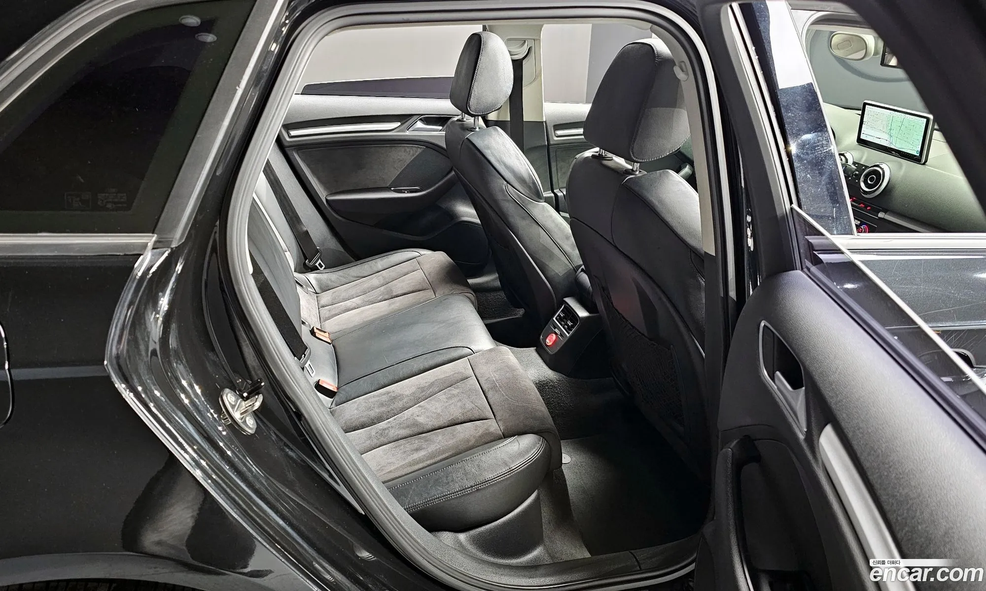 Audi A3 2015 WAUZZZ8V6FA104476 — 12