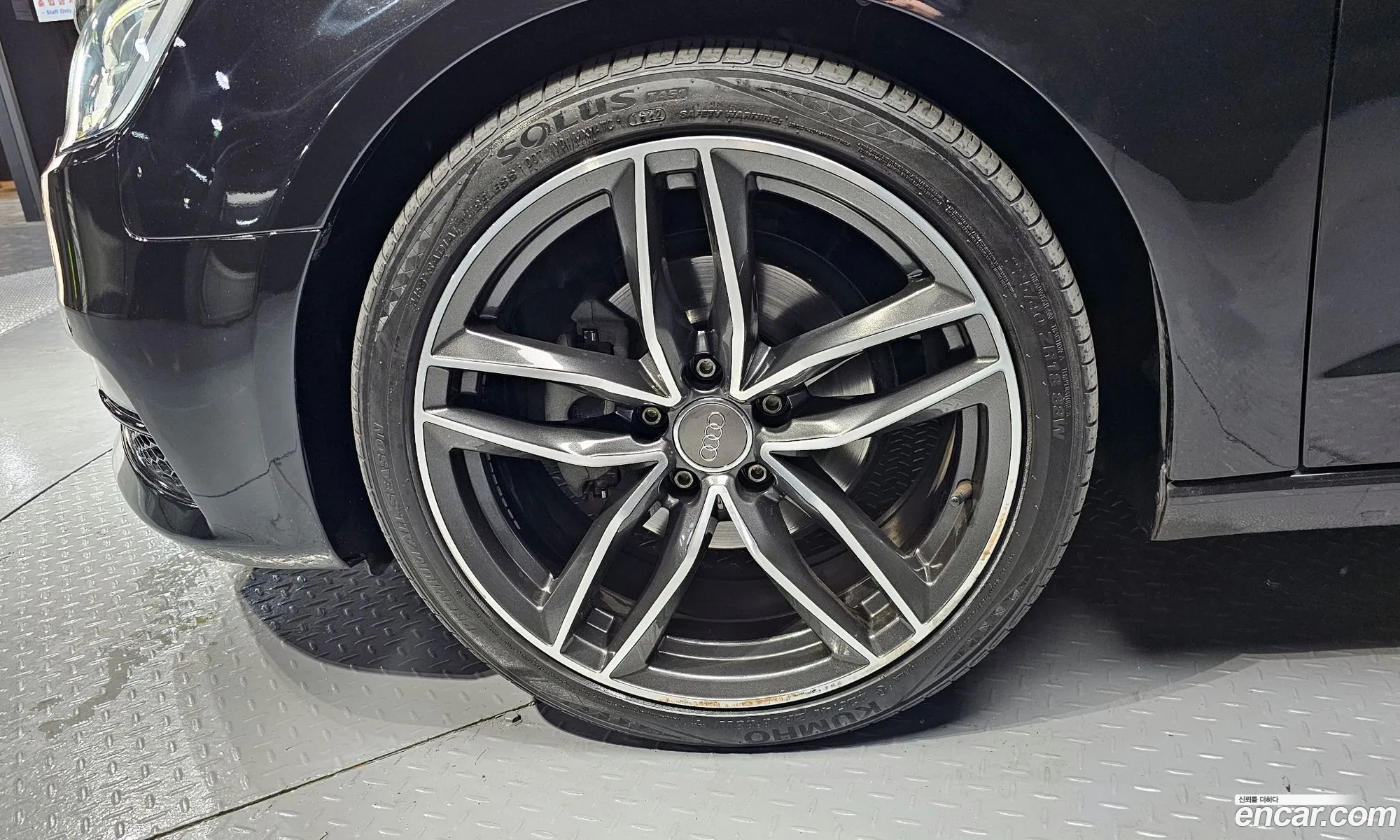 Audi A3 2015 WAUZZZ8V6FA104476 — 5