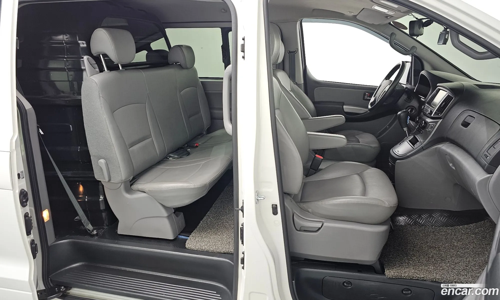 Hyundai Grand Starex 2021 — 6