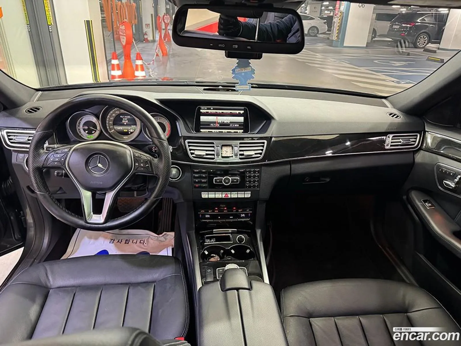 Mercedes-Benz E-Class W212 2013 — 13
