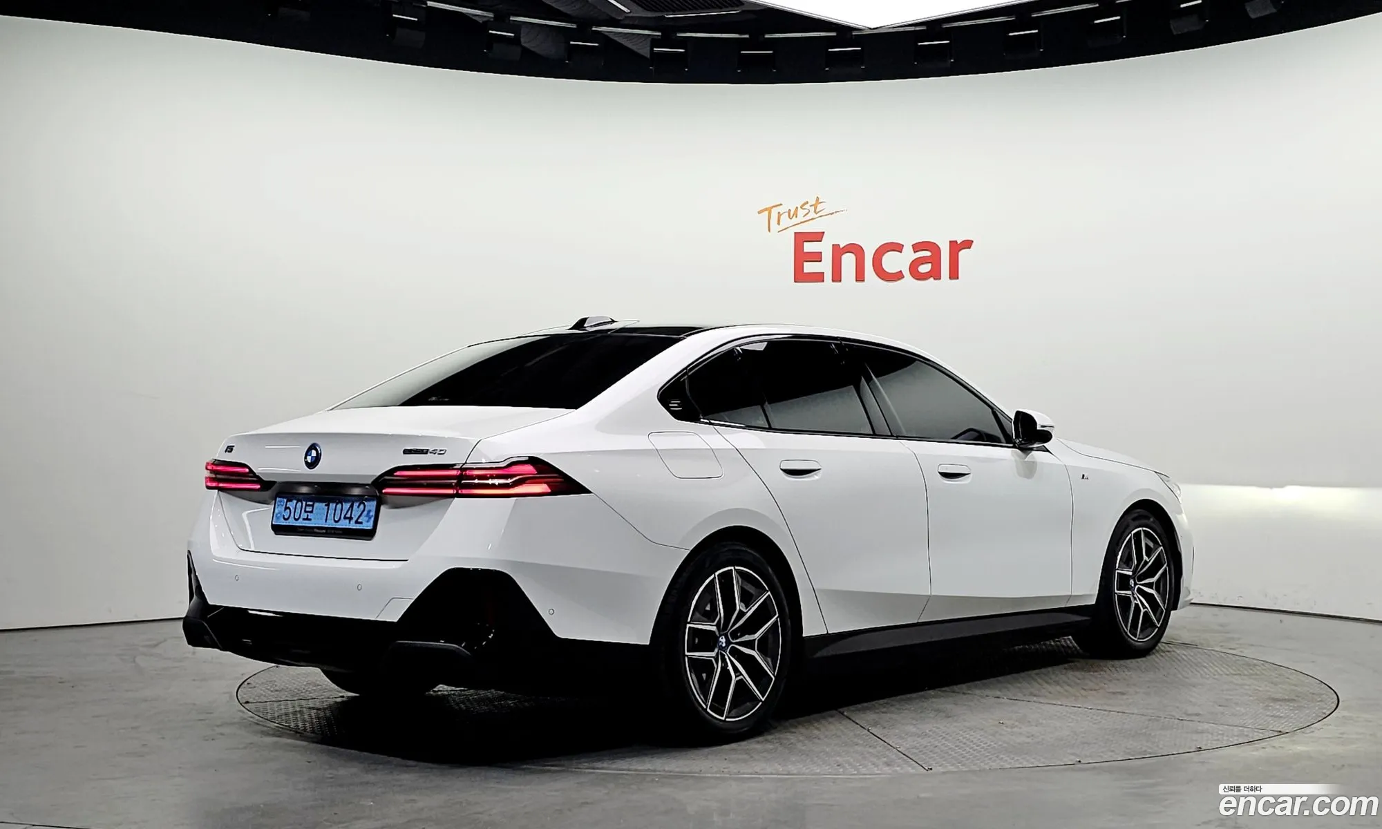 BMW i5 2025 — 5