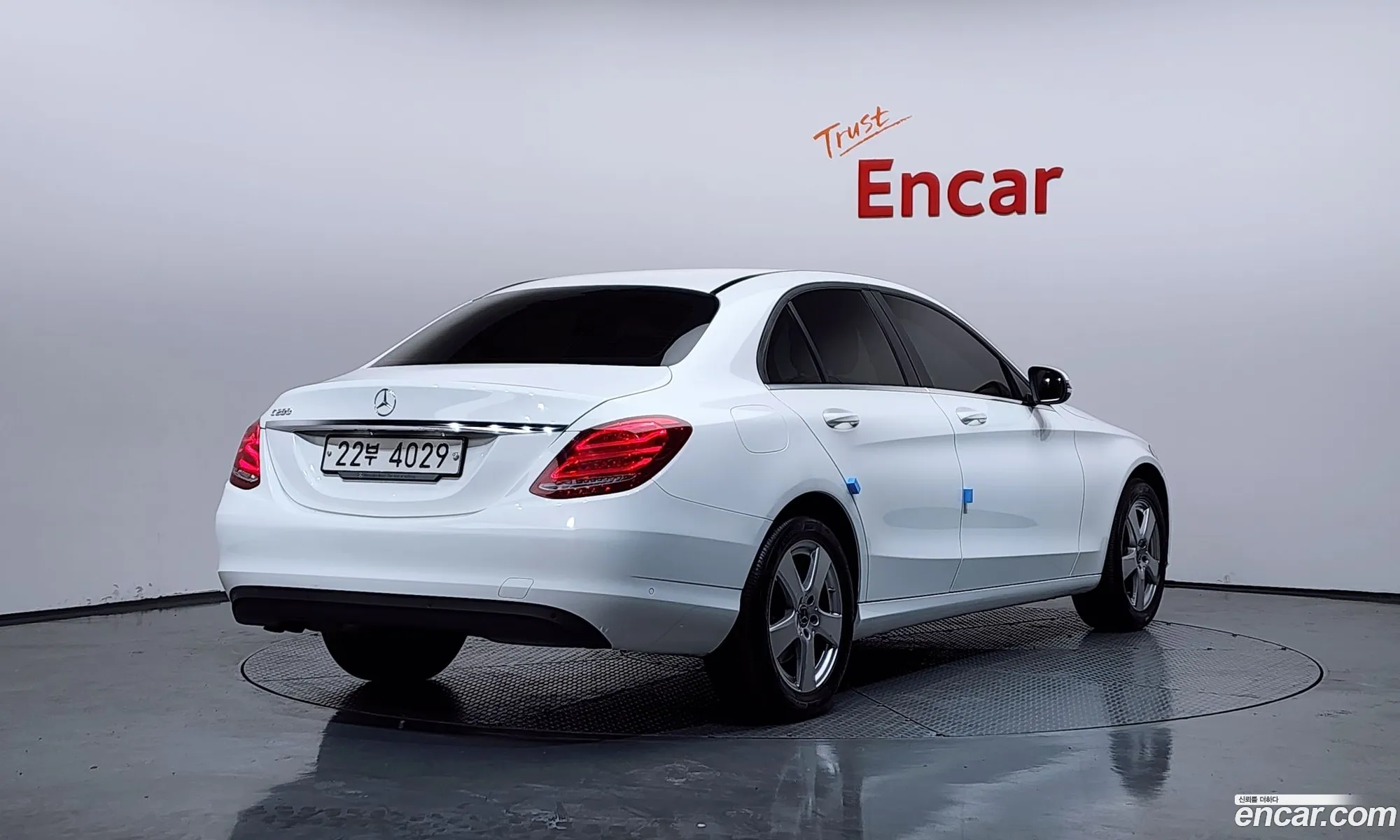 Mercedes-Benz C-Class W205 2018 WDDWF4CB1JF694098 — 7