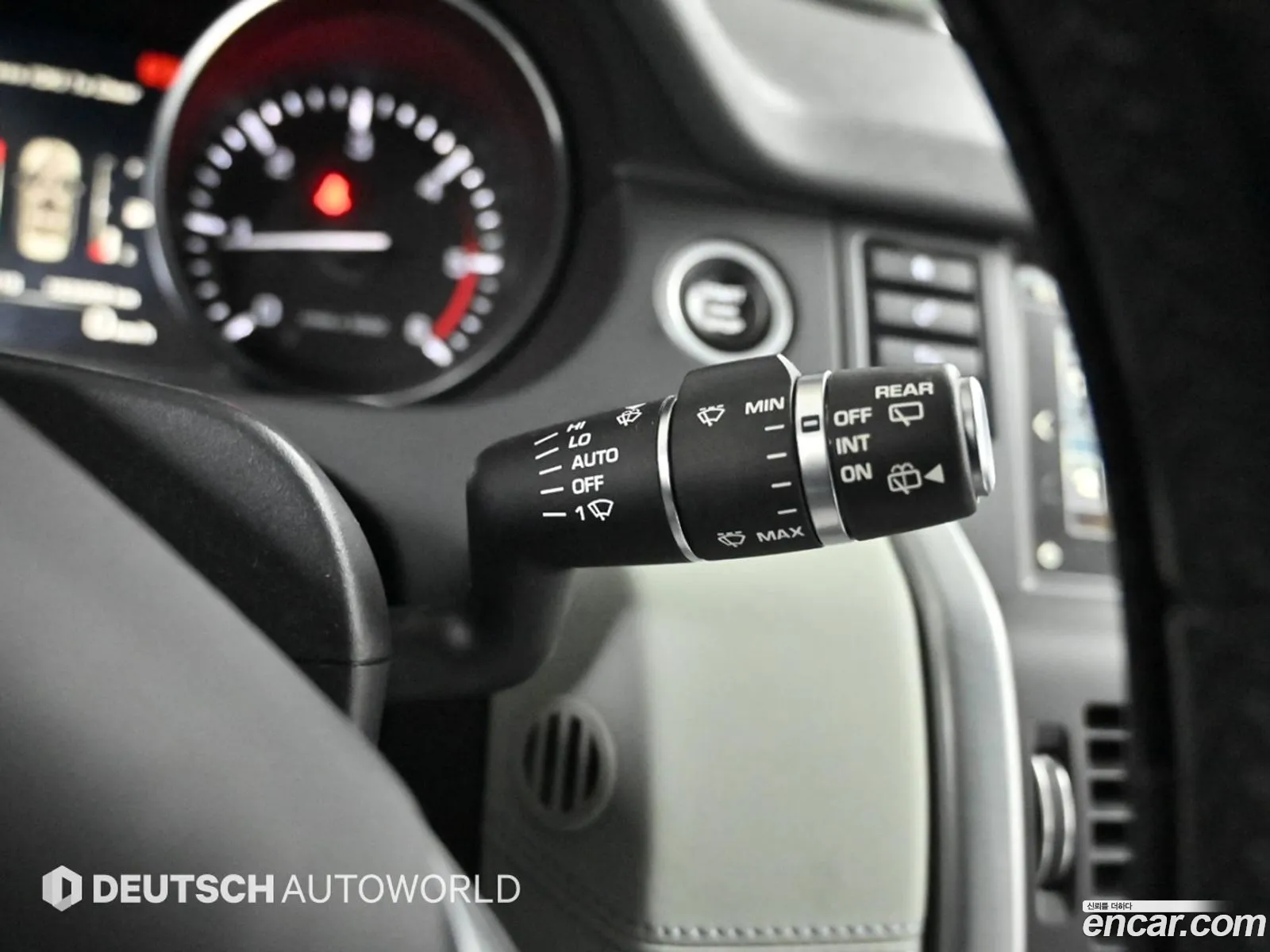 Land Rover Discovery Sport 2016 — 12