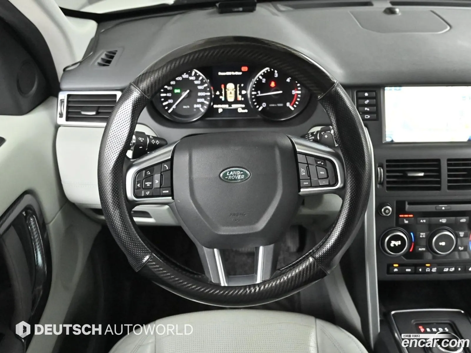 Land Rover Discovery Sport 2016 — 2