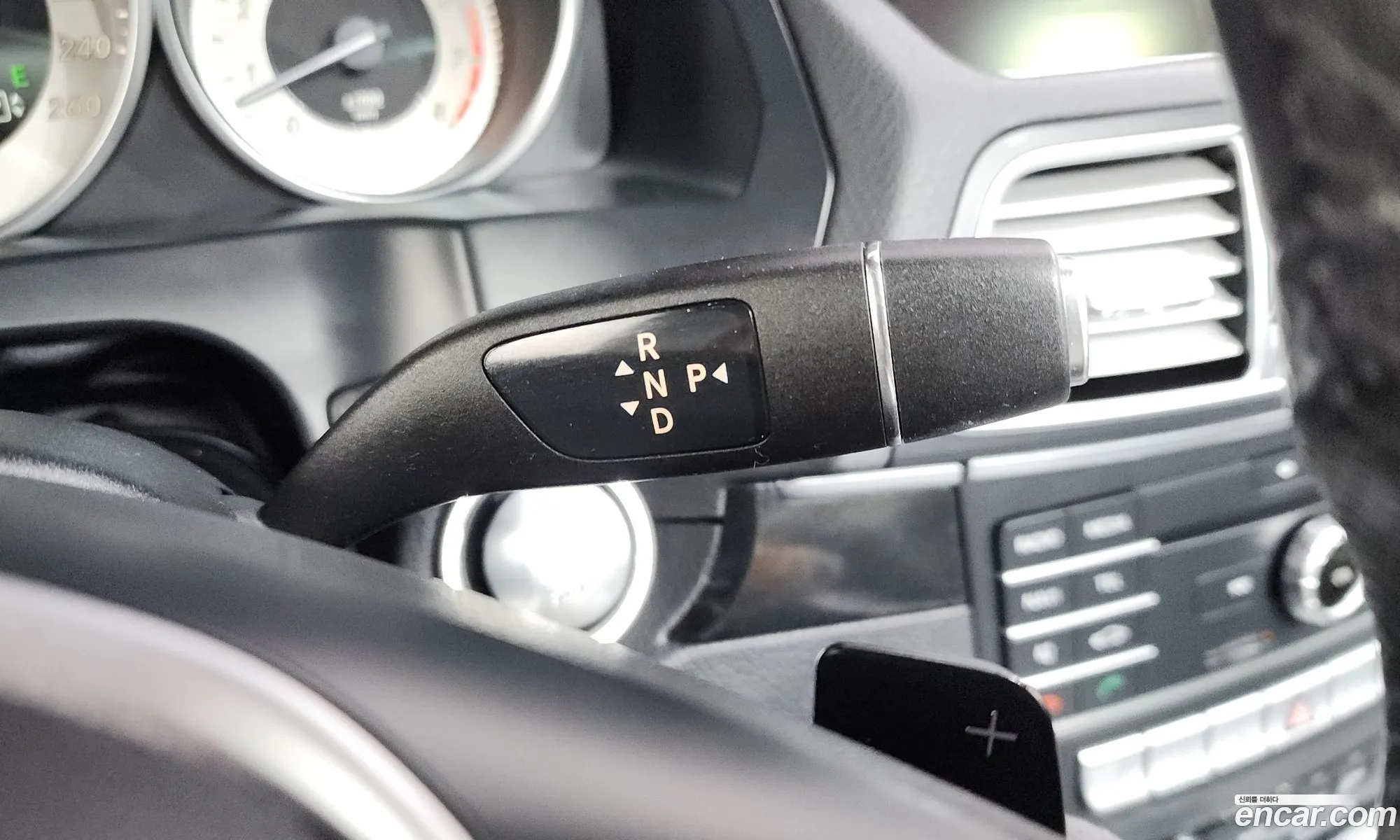 Mercedes-Benz E-Class W212 2016 WDDKK3EF5HF354189 — 12