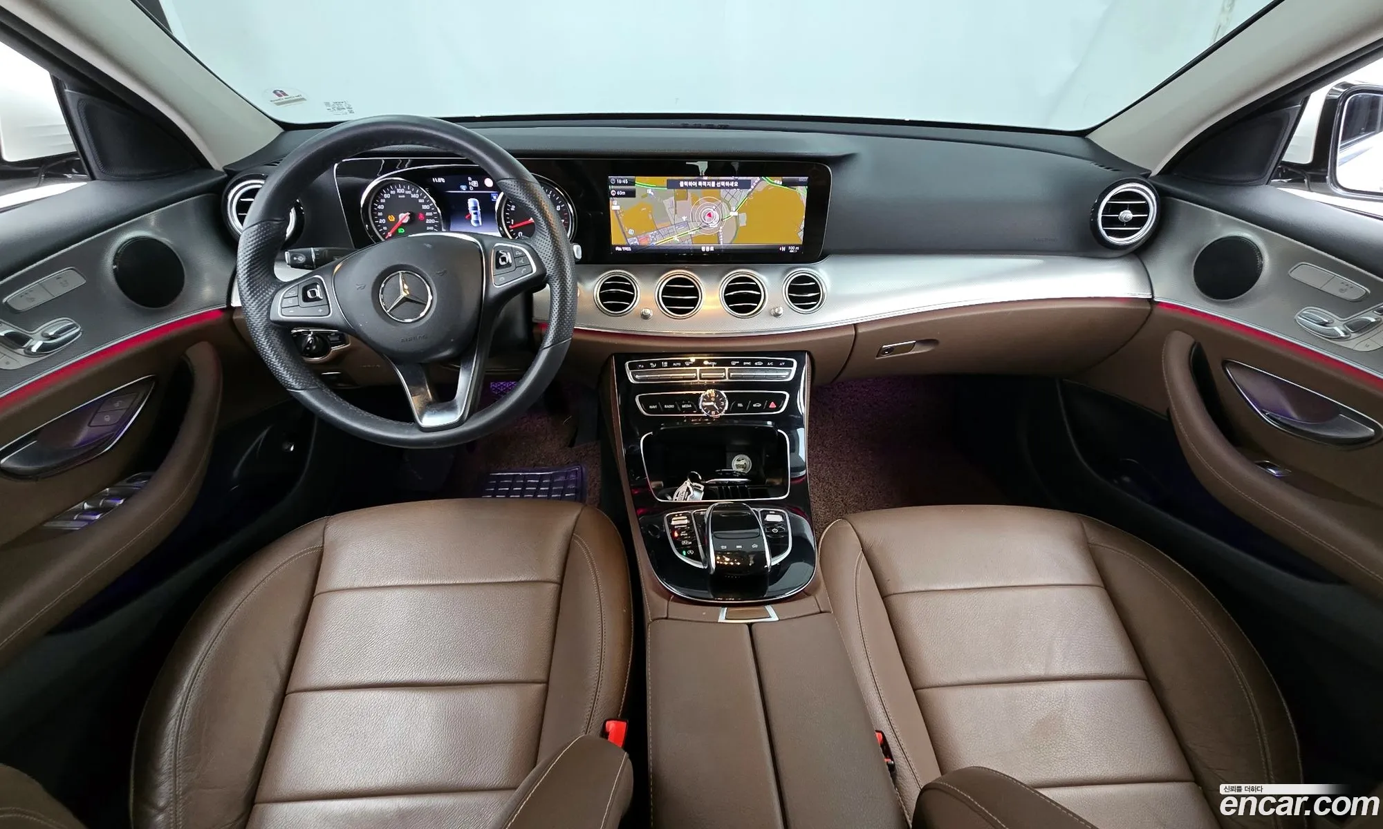 Mercedes-Benz E-Class W213 2018 — 17