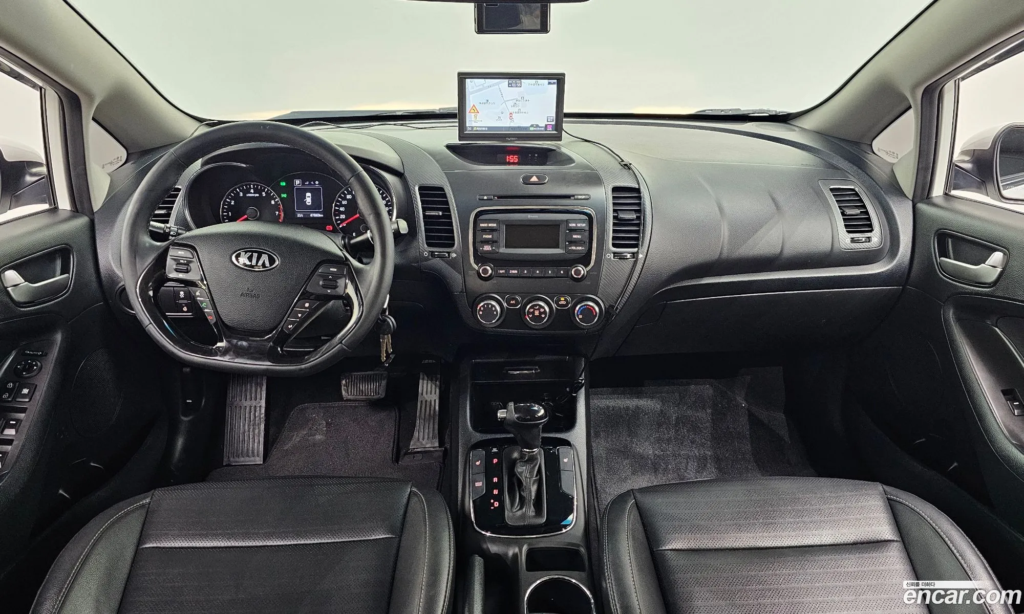 Kia K3 2017 — 17