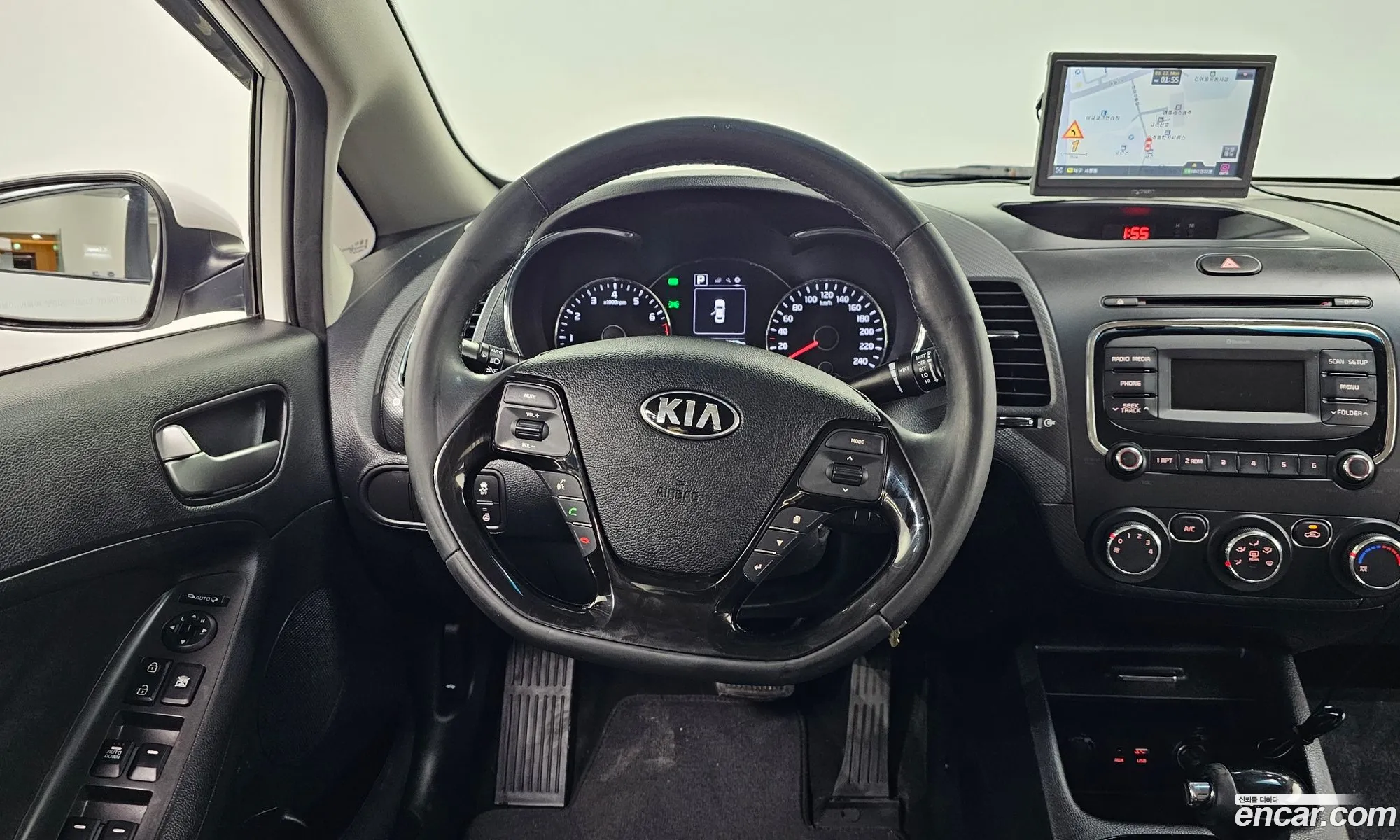 Kia K3 2017 — 4