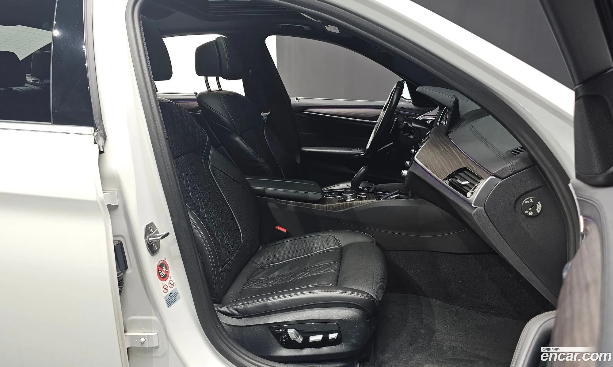 BMW 5 Series 2017 — 18