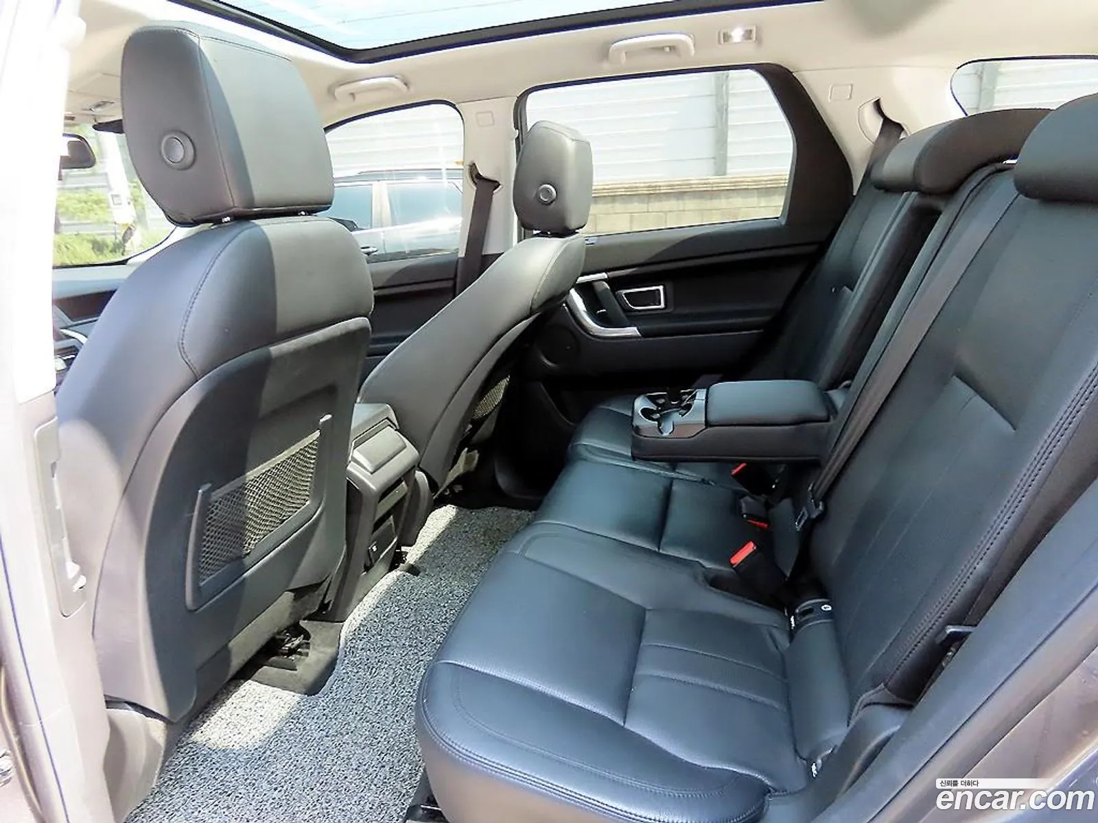 Land Rover Discovery Sport 2017 — 7