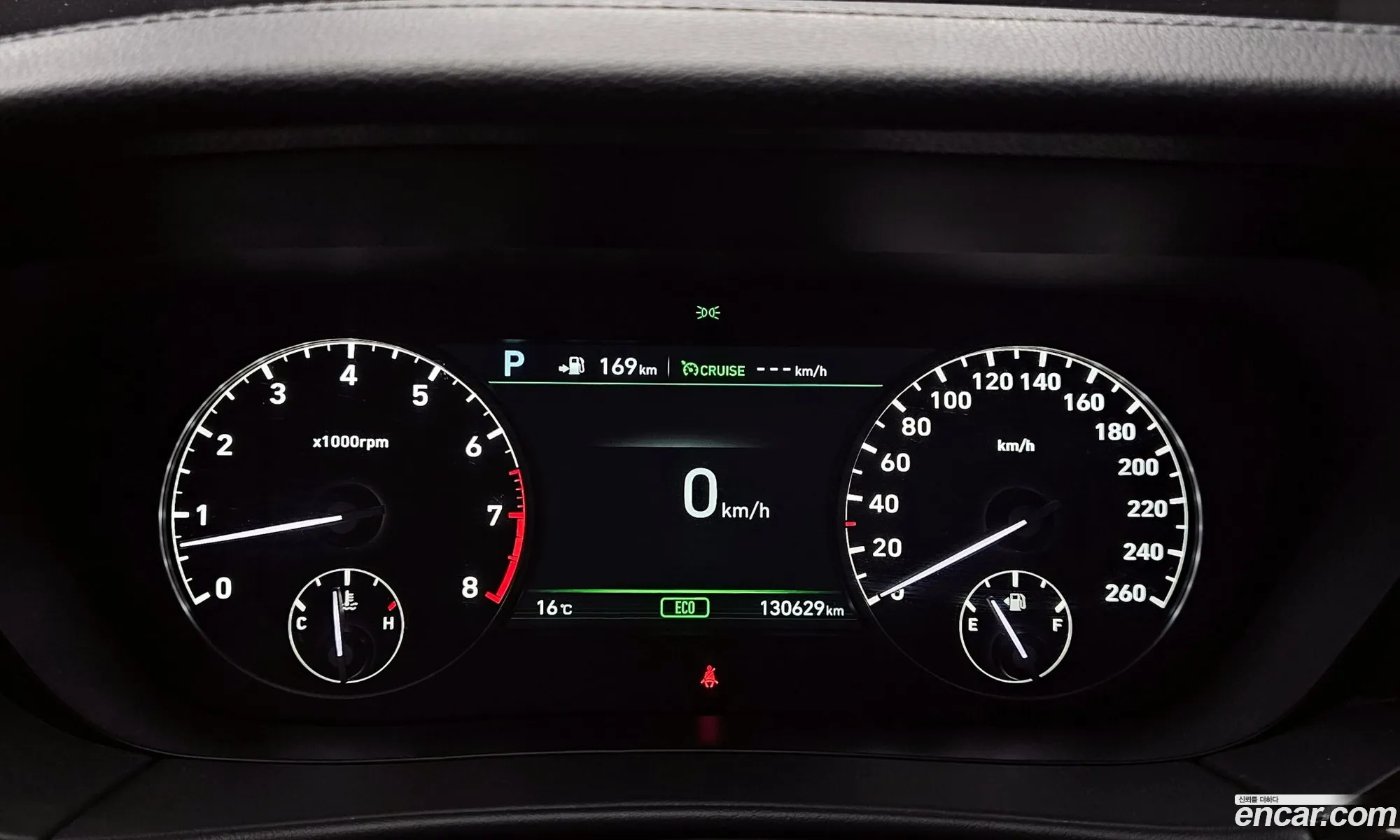 Genesis EQ900 2016 — 14