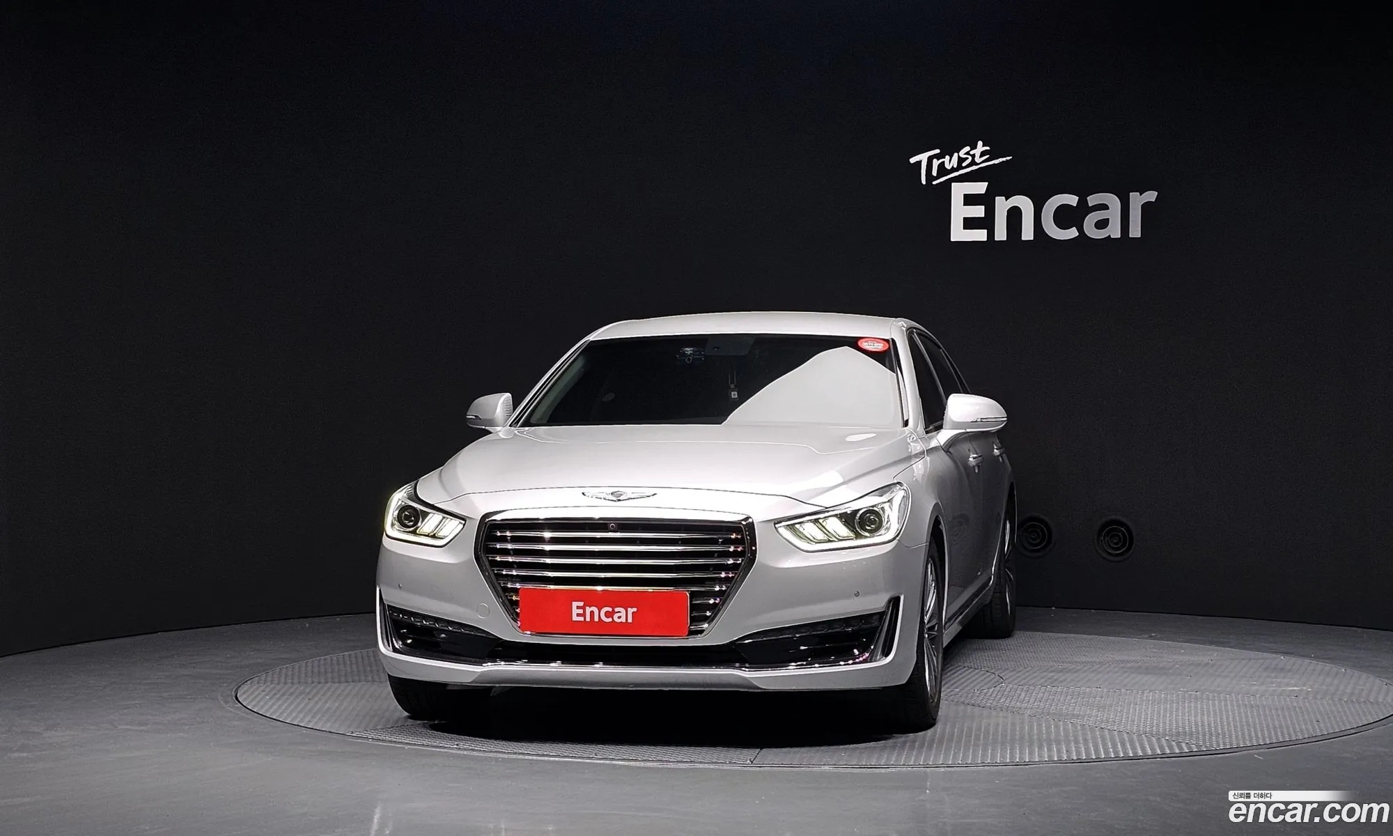 Genesis EQ900 2016 — 4