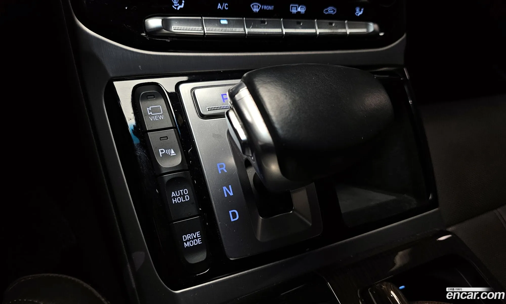 Genesis EQ900 2016 — 5