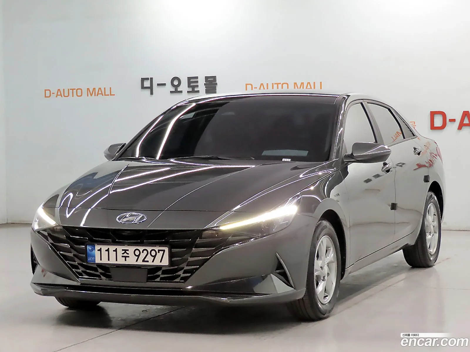 Hyundai Elantra 2022 — 16