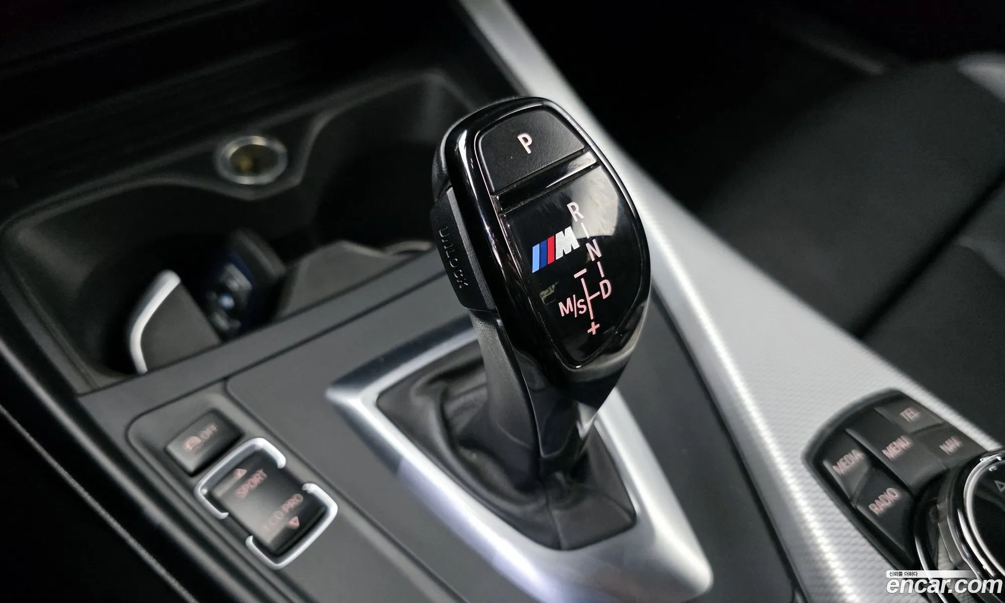 BMW 2 Series 2015 WBA2G7105FVZ10019 — 19