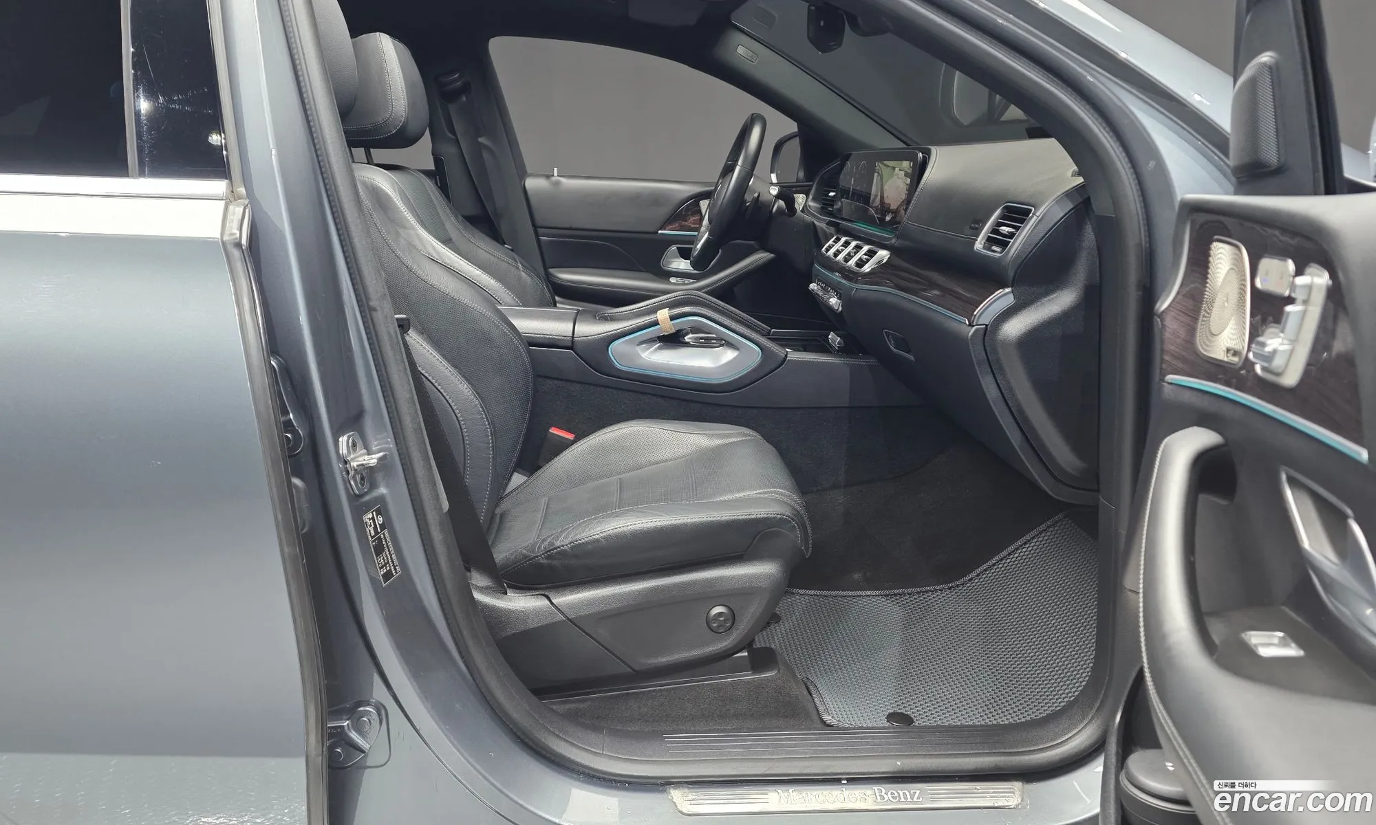 Mercedes-Benz GLE-Class W167 2022 — 10