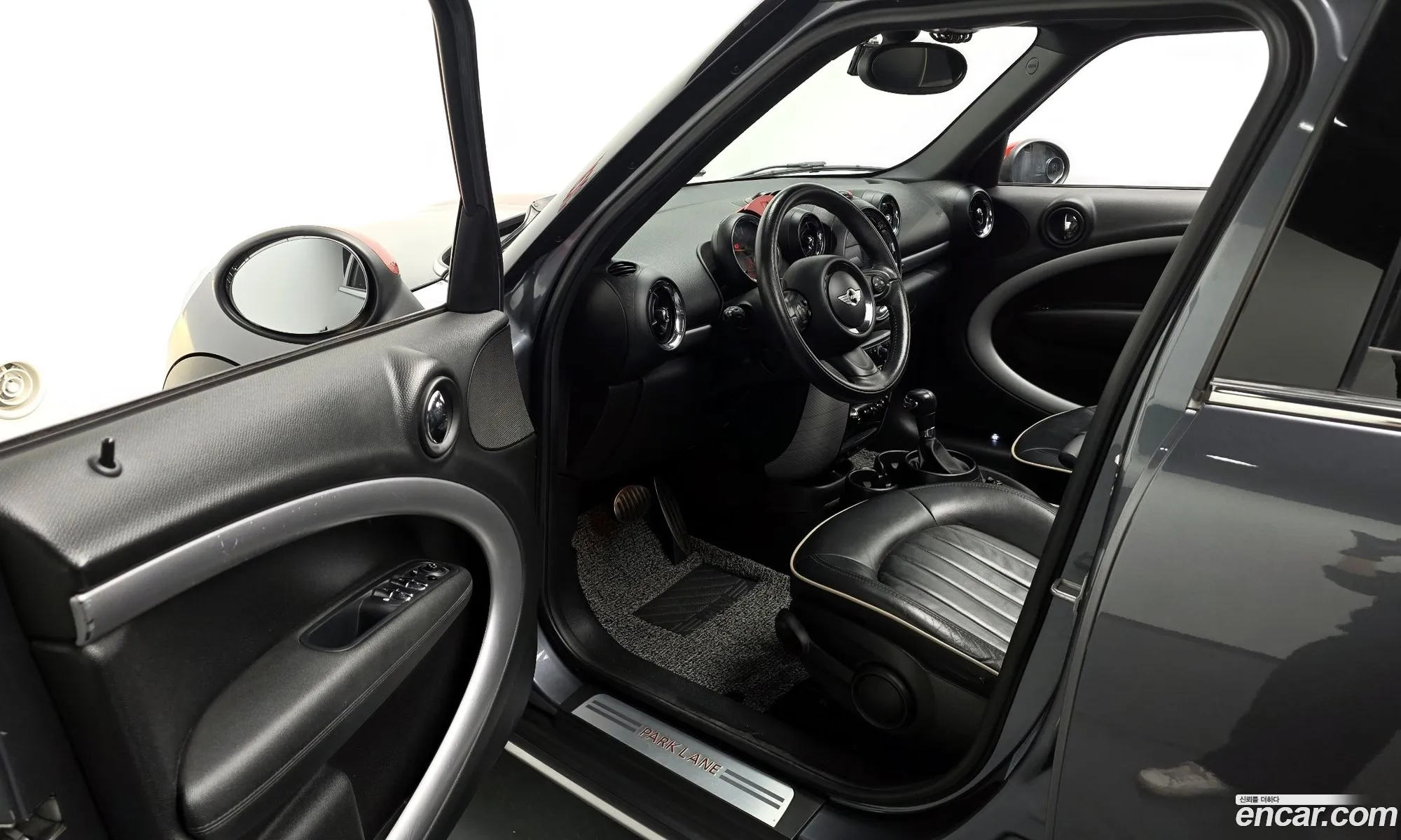 Mini Cooper SD Countryman 2016 WMWZD7108GWT28774 — 14