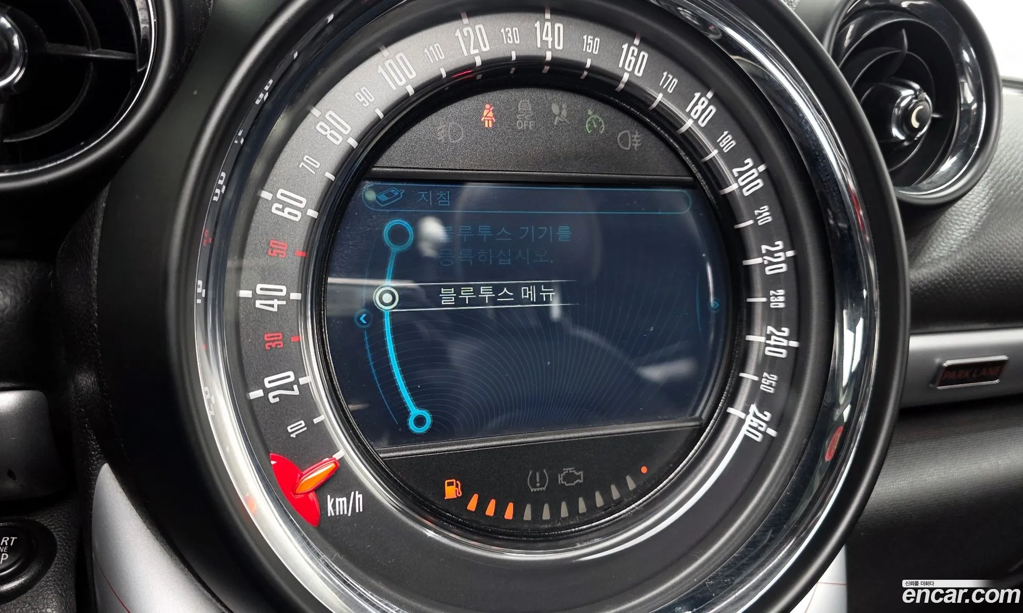 Mini Cooper SD Countryman 2016 WMWZD7108GWT28774 — 17