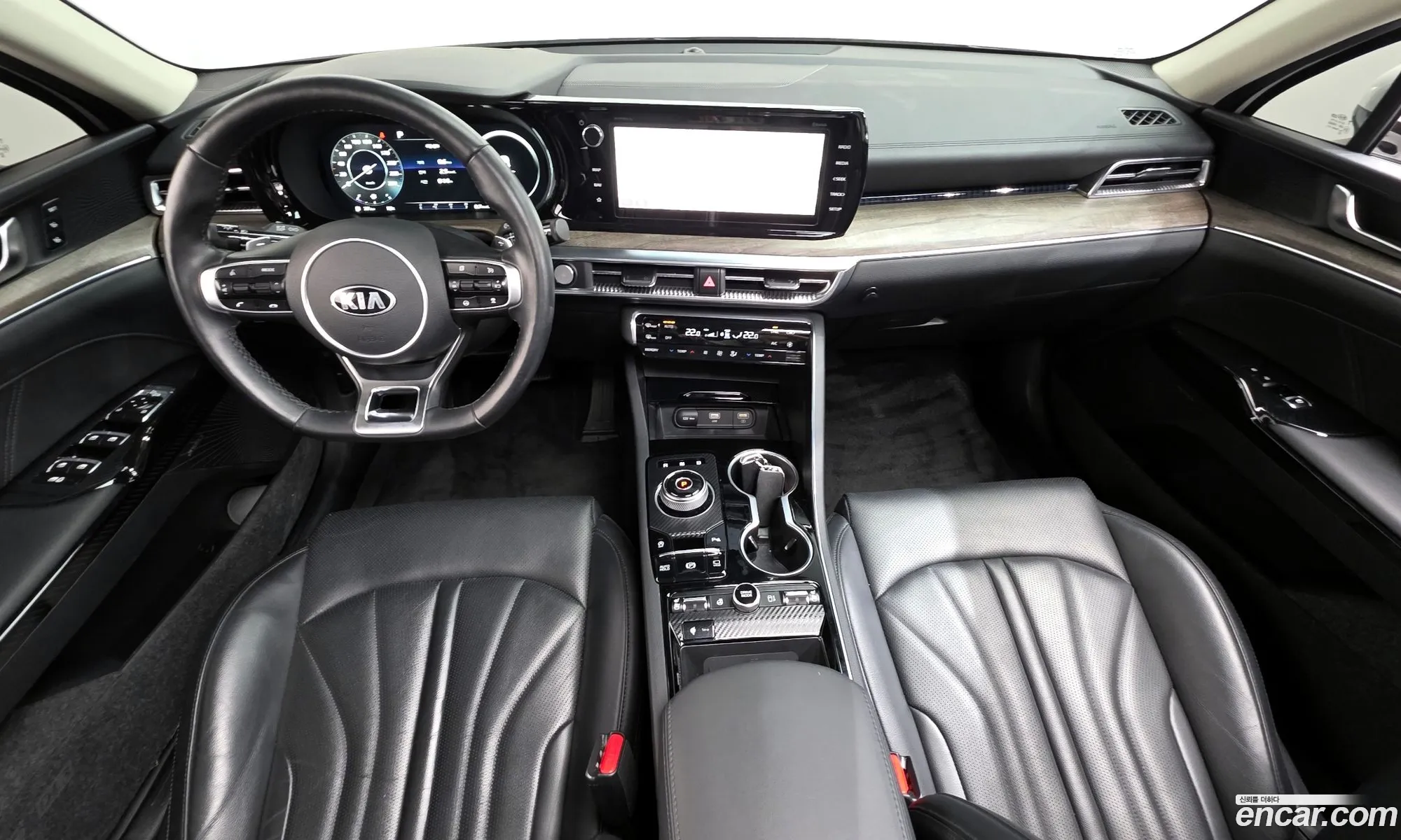 Kia K5 2021 — 2