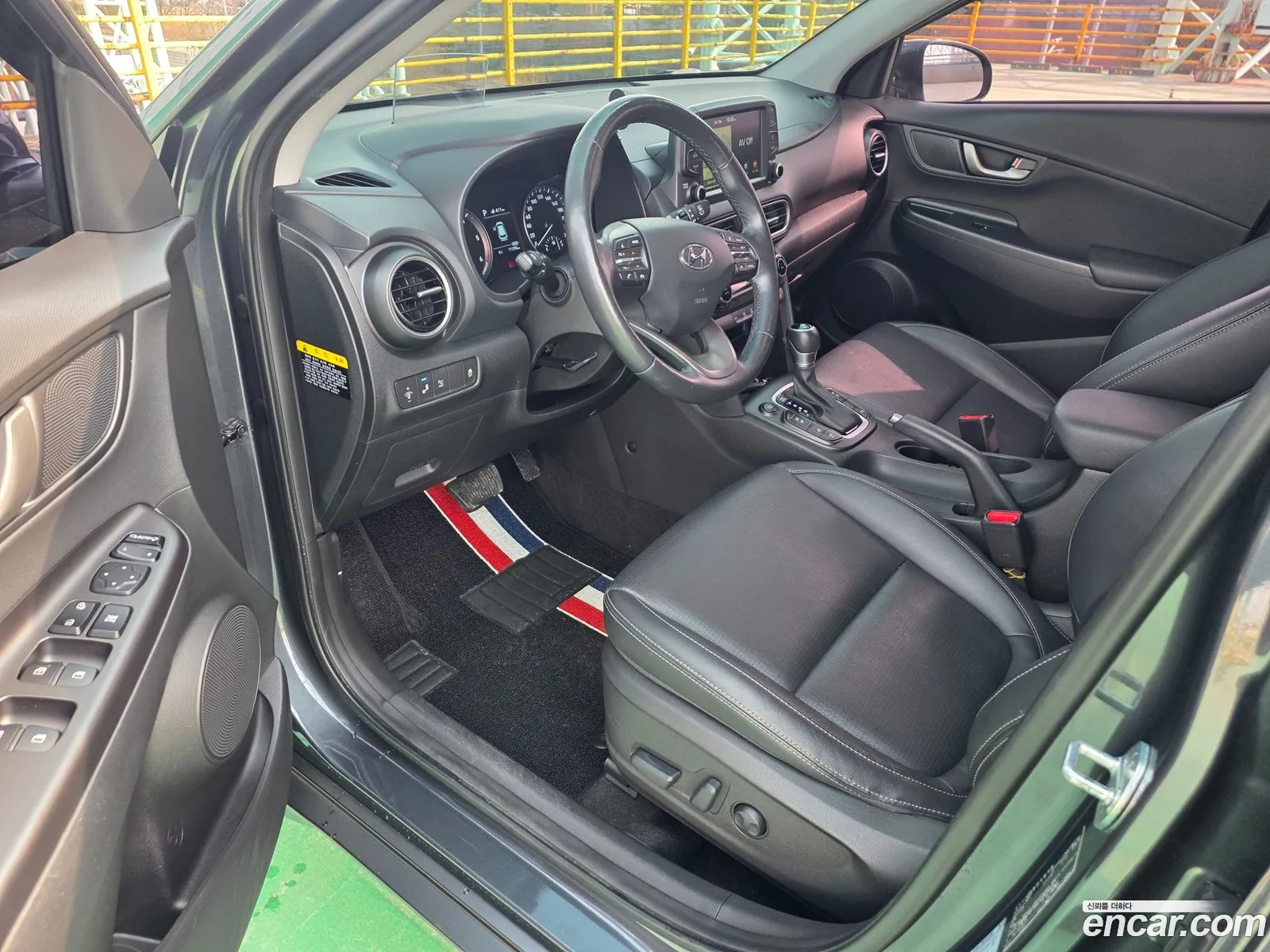 Hyundai Kona 2017 — 18