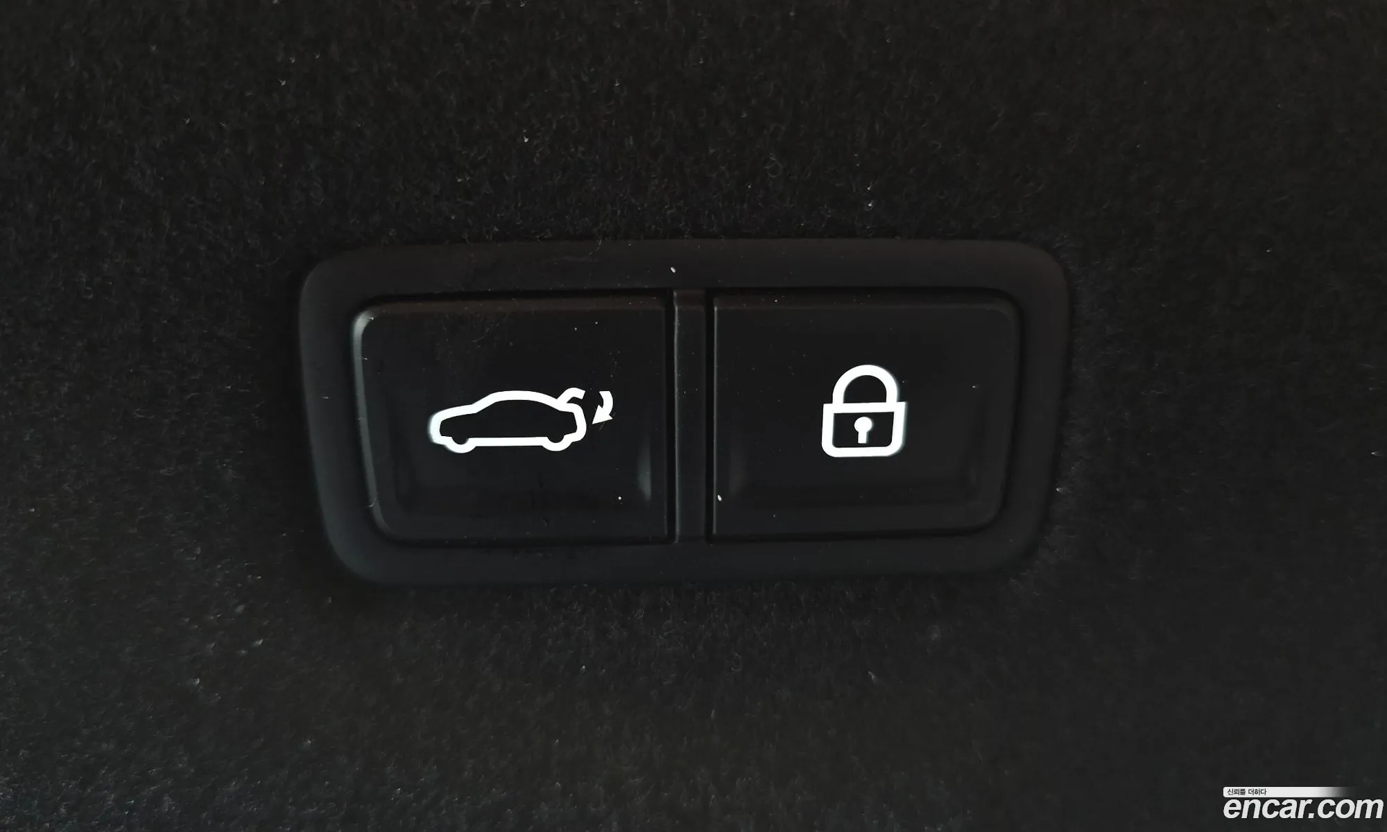 Kia K8 2021 — 17