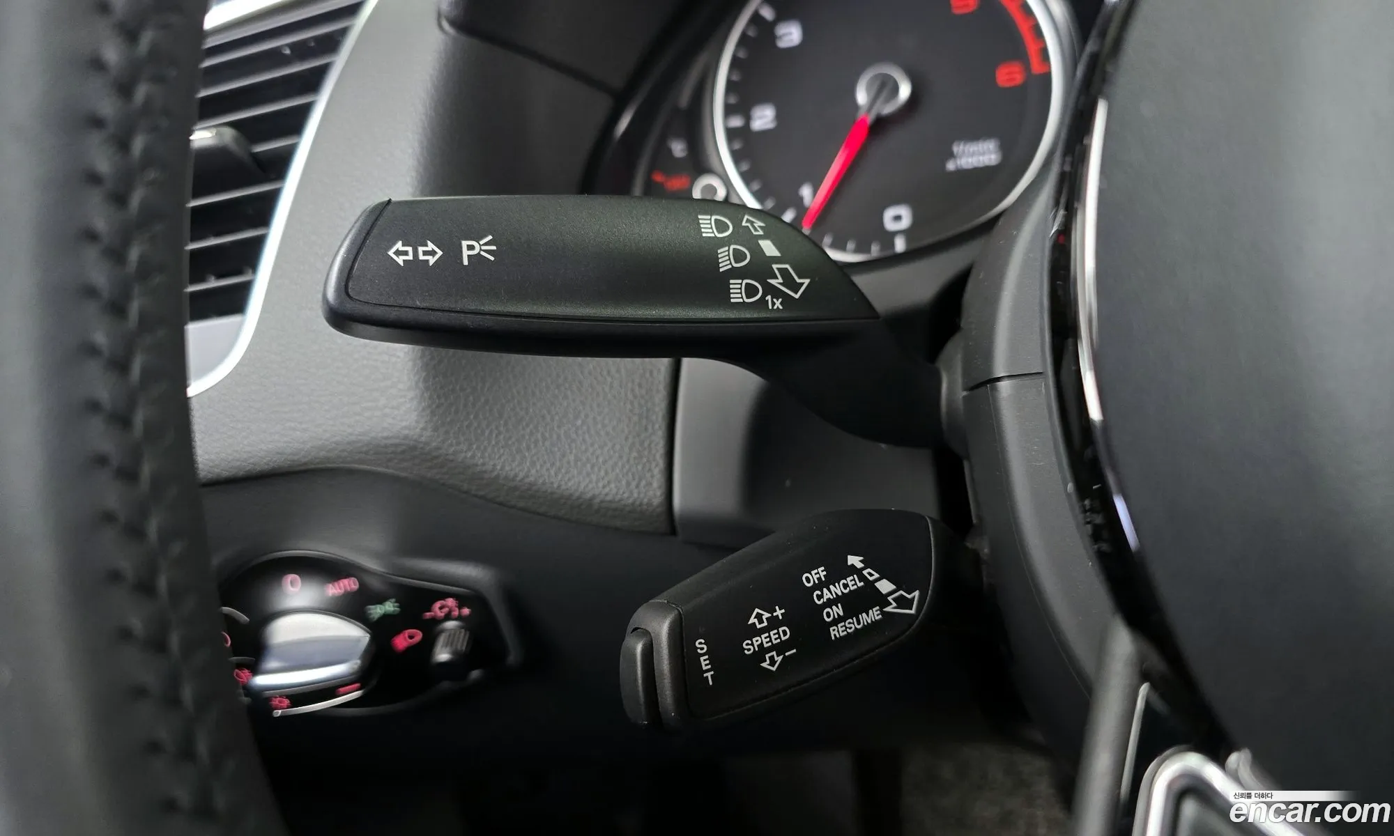 Audi Q5 2015 WAUZZZ8R4FA074106 — 9