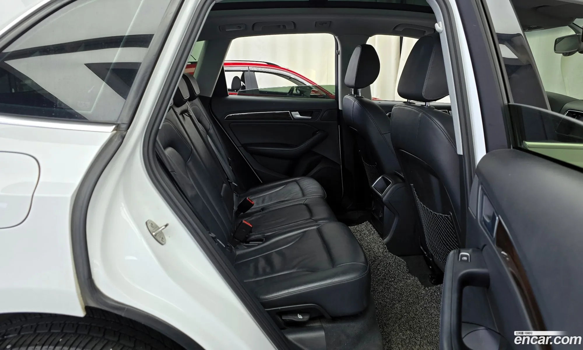 Audi Q5 2015 WAUZZZ8R4FA074106 — 12