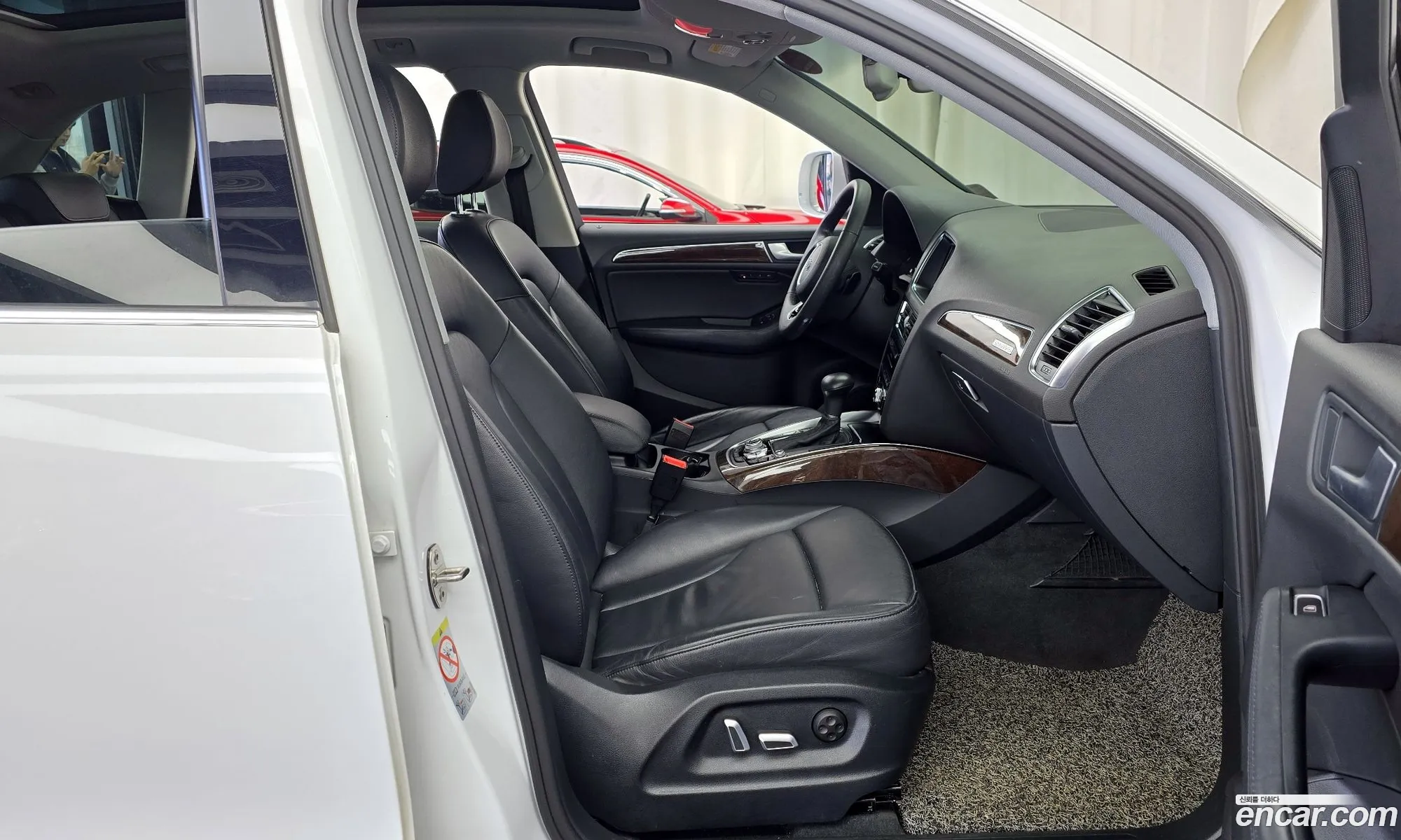Audi Q5 2015 WAUZZZ8R4FA074106 — 19