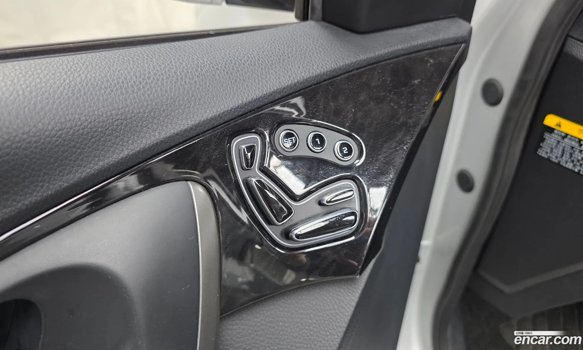 Hyundai Grandeur HG Hybrid 2016 — 3