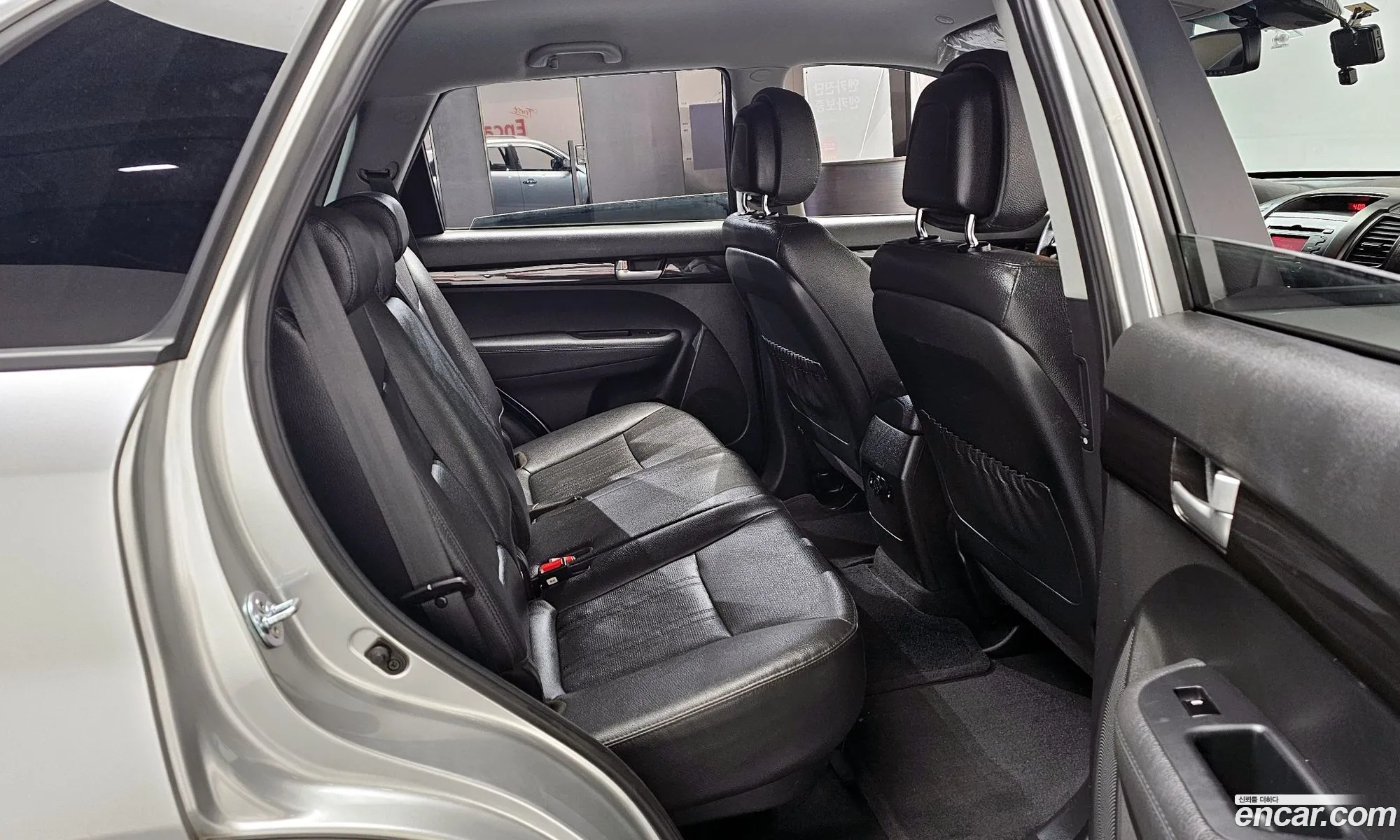 Kia Sorento R 2011 — 19