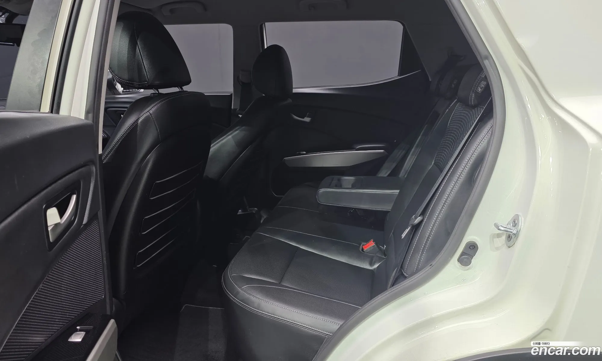 KG Mobility (SsangYong) Tivoli Armour 2018 — 14