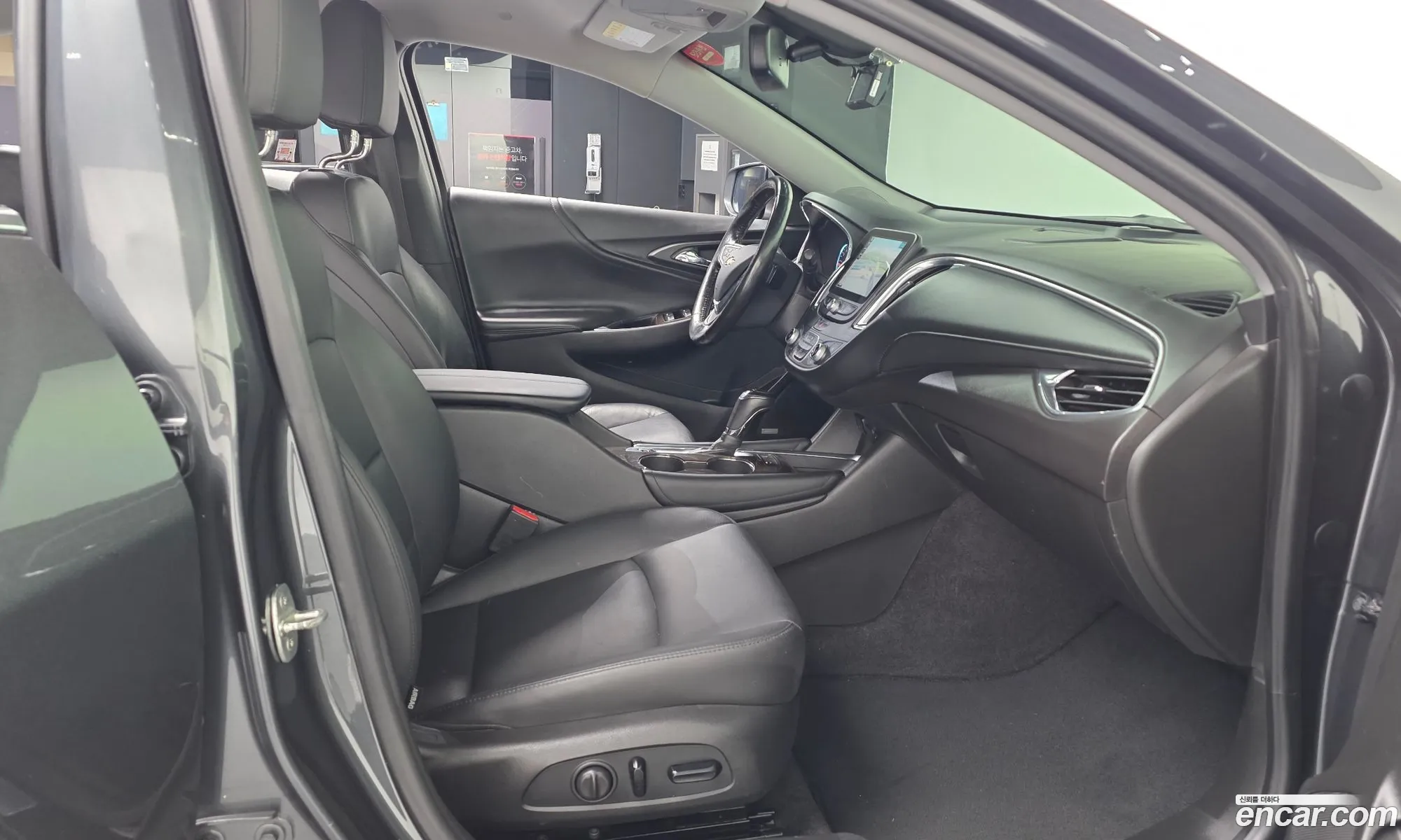 Chevrolet (GM Daewoo) Malibu 2016 — 10
