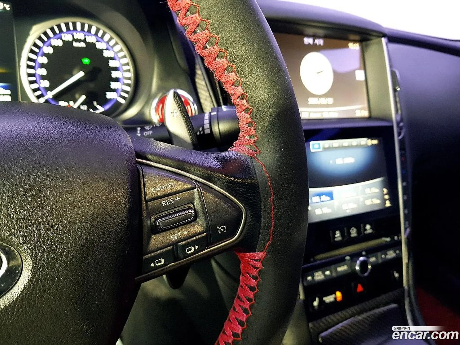 Infiniti Q50 2017 — 17