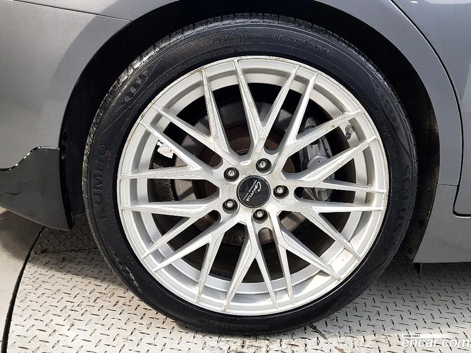 Infiniti Q50 2017 — 12