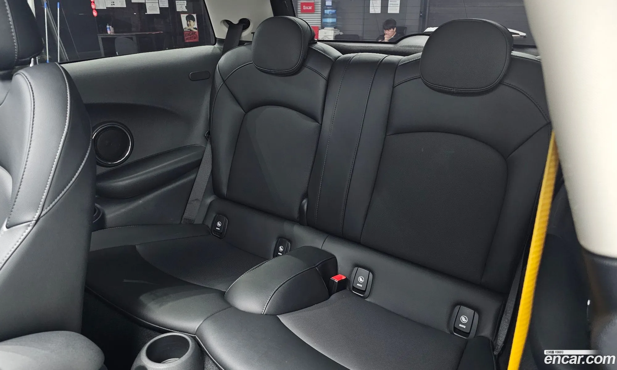 Mini Cooper S 2018 WMWXP7109JT878542 — 3