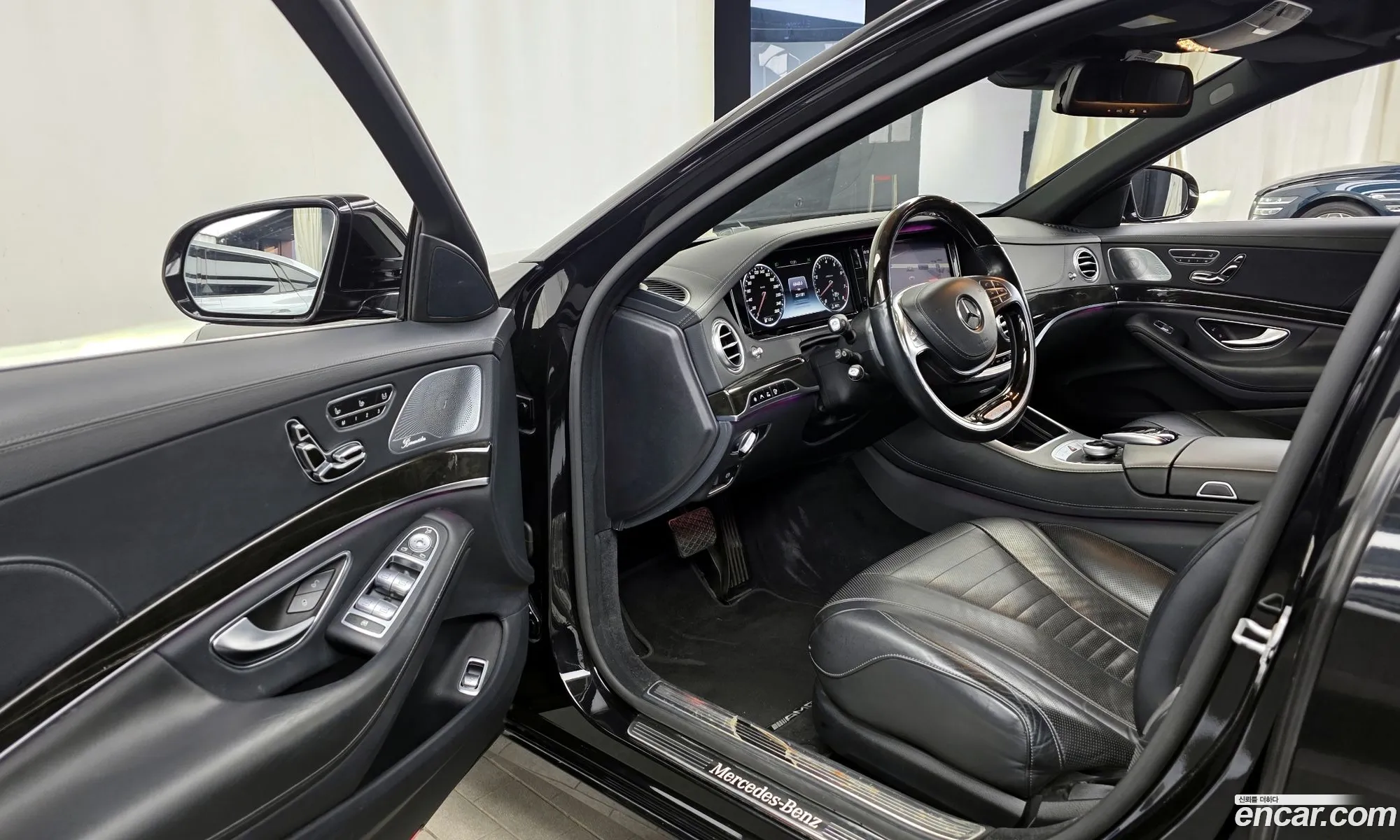 Mercedes-Benz S-Class W222 2014 WDDUG8FB9FA109571 — 2