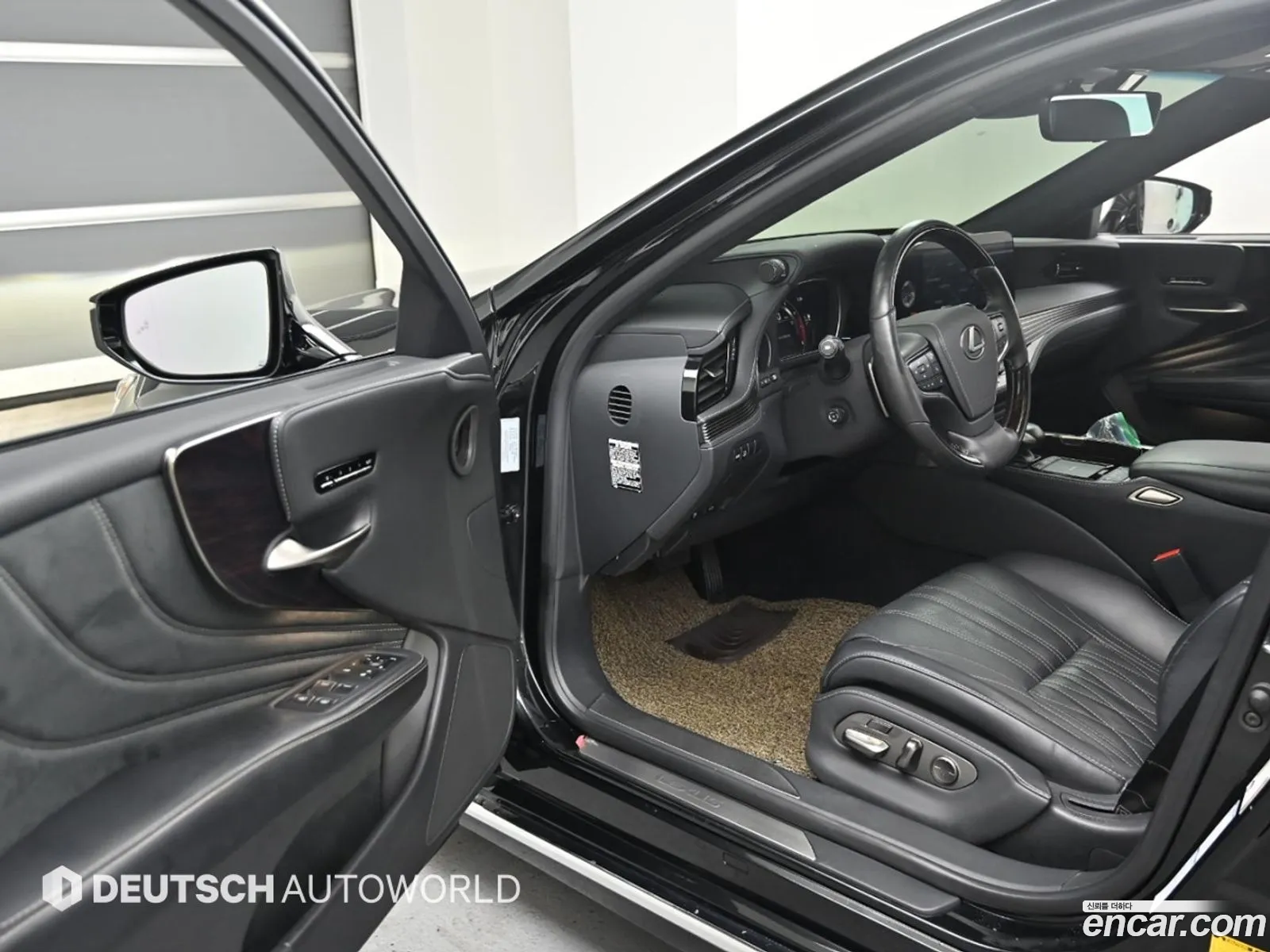 Lexus LS500 2021 — 9