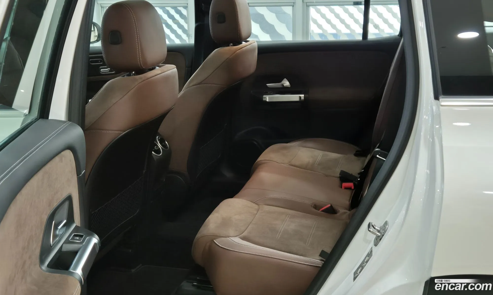 Mercedes-Benz GLB-Class X247 2025 — 3