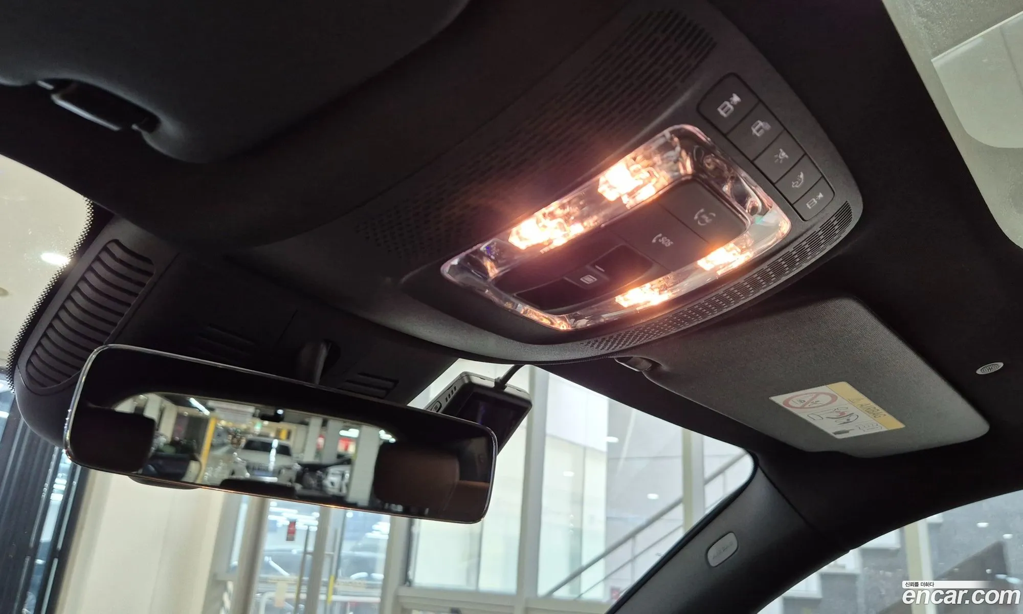 Mercedes-Benz GLB-Class X247 2025 — 9