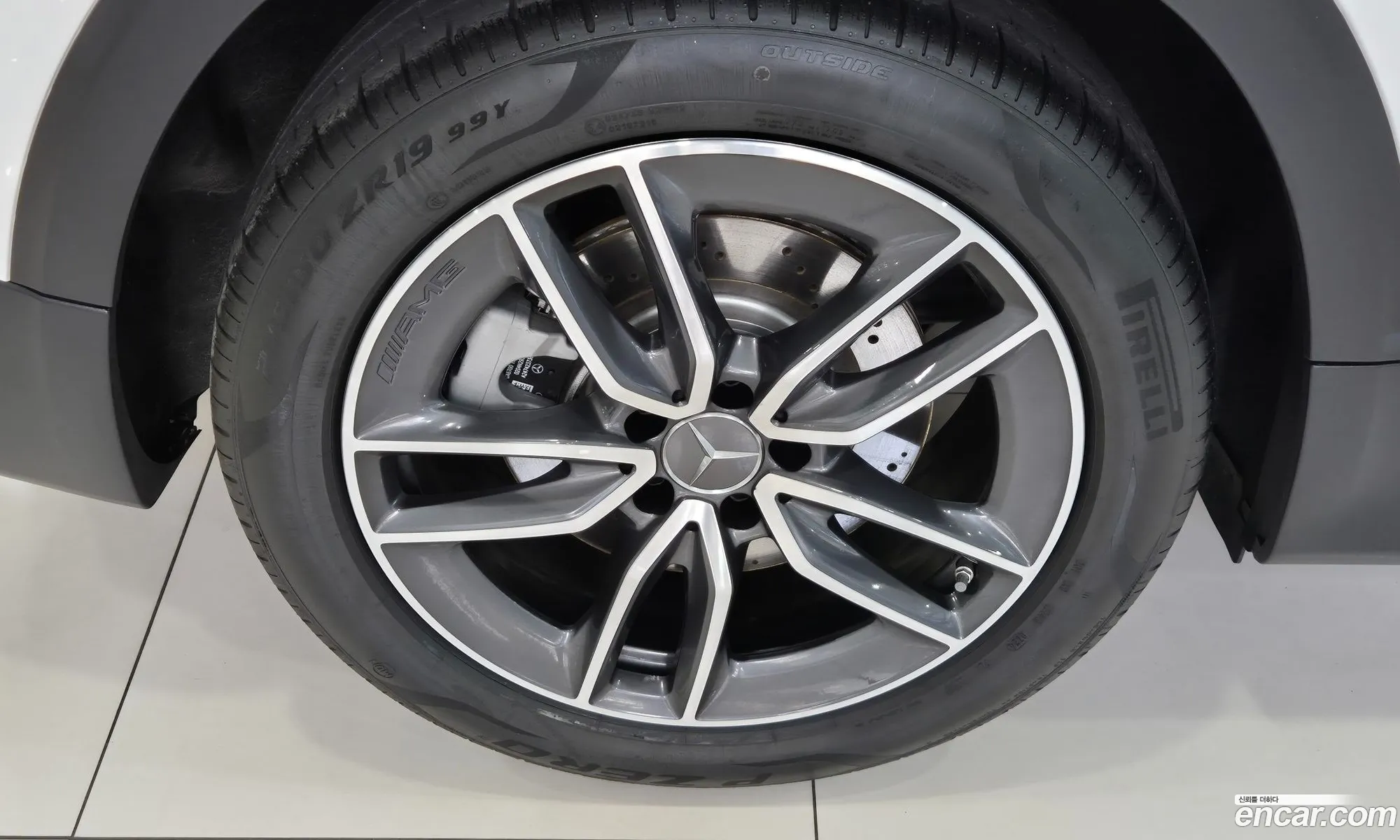 Mercedes-Benz GLB-Class X247 2025 — 7