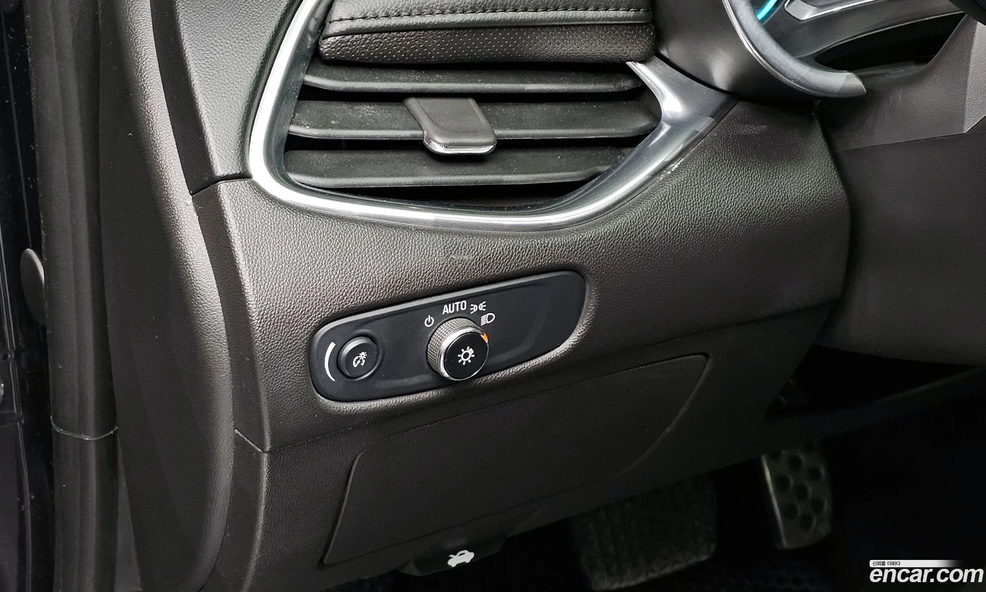 Chevrolet (GM Daewoo) Malibu 2016 — 14