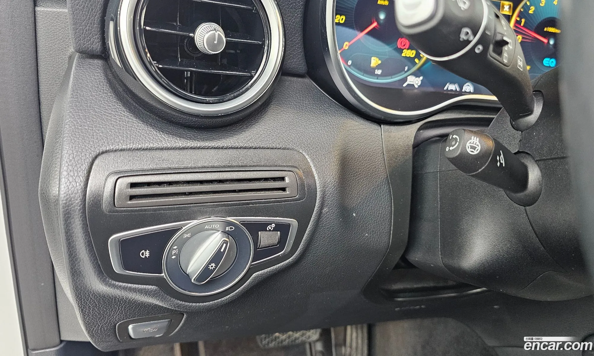 Mercedes-Benz GLC-Class X253 2021 — 19