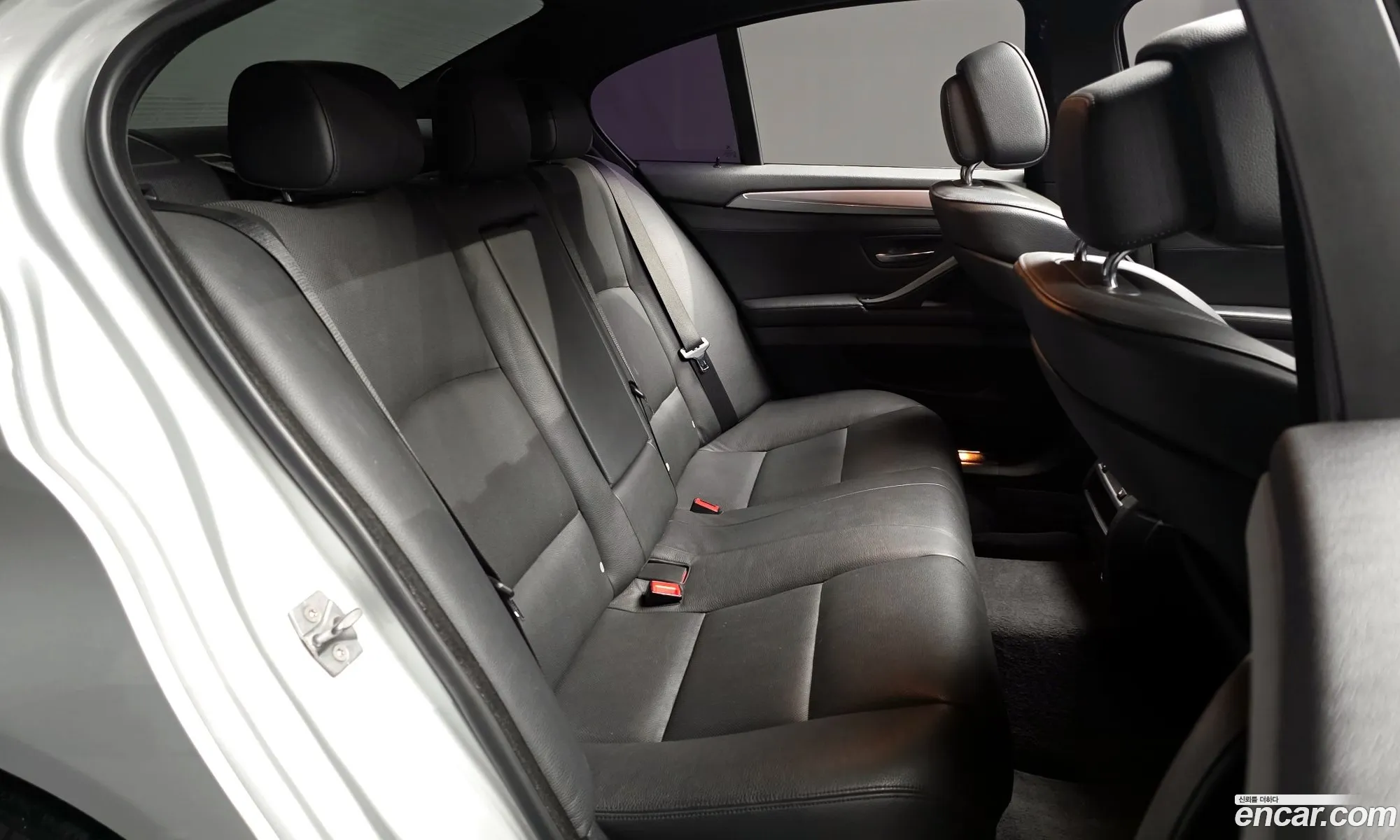 BMW 5 Series 2011 WBAFW7106BC896903 — 18