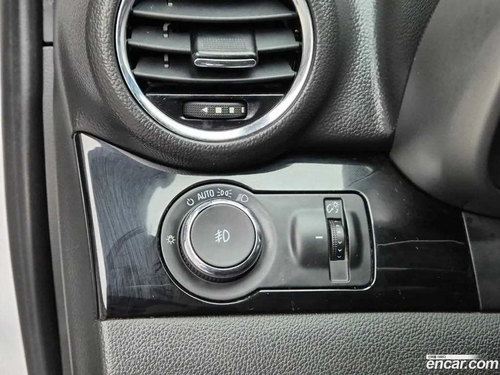 Chevrolet (GM Daewoo) Orlando 2017 — 8