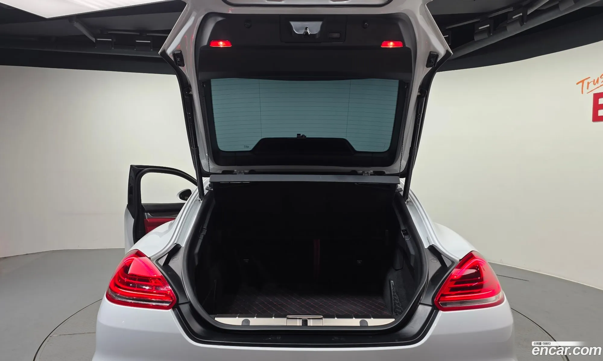 Porsche Panamera 2015 — 12