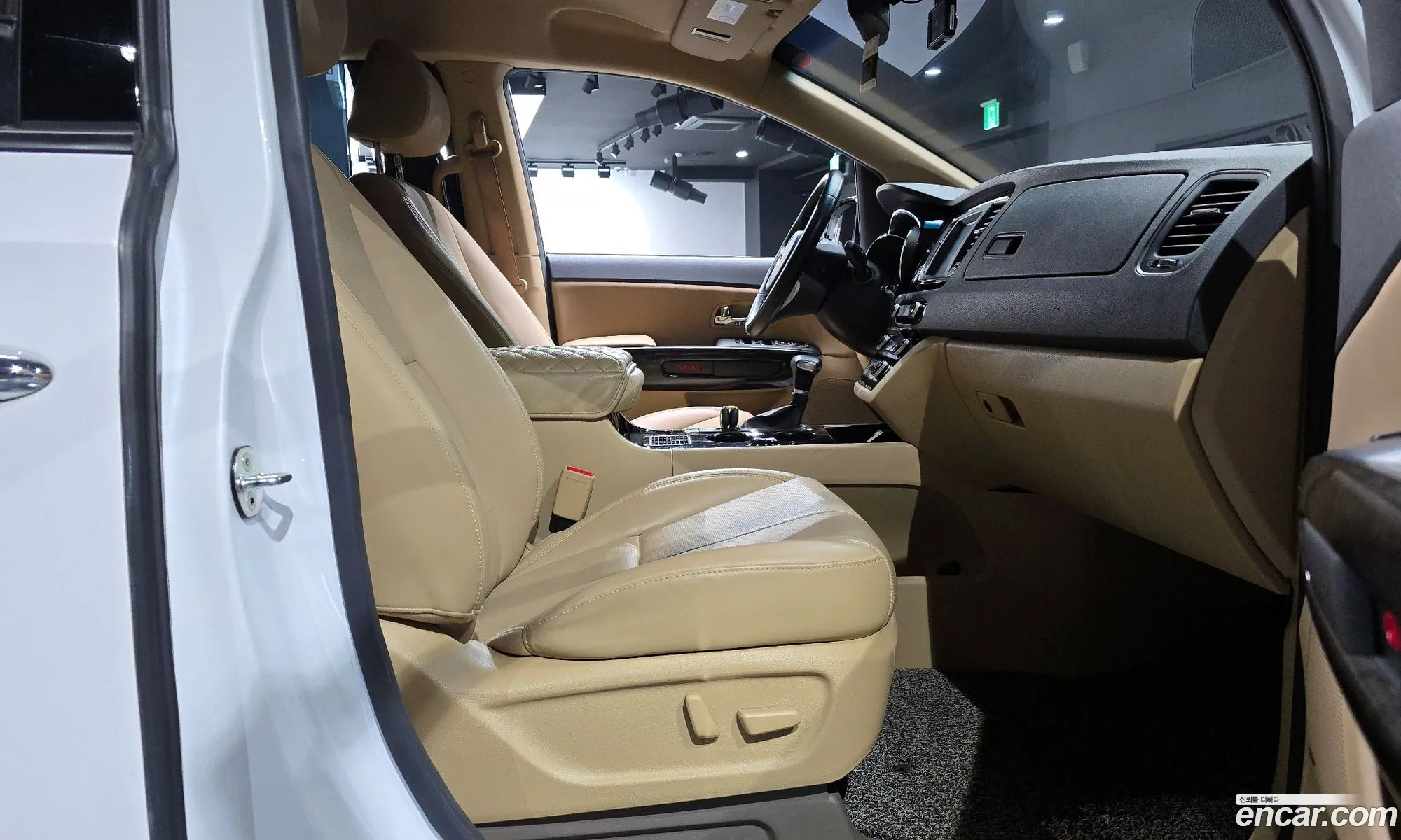 Kia Carnival 2018 — 14