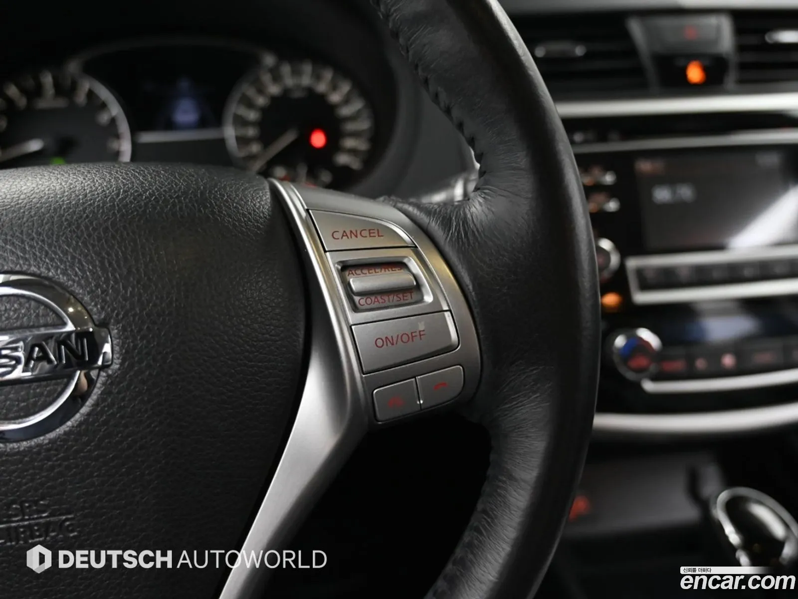 Nissan Altima 2018 — 17