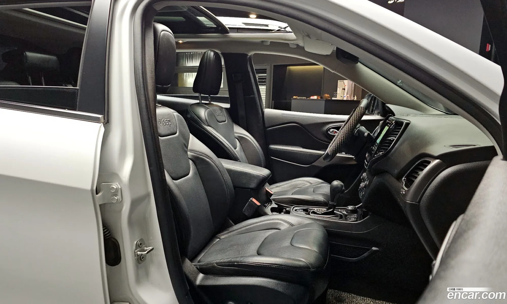 Jeep Cherokee 2020 1C4PJMDBXLD648151 — 11