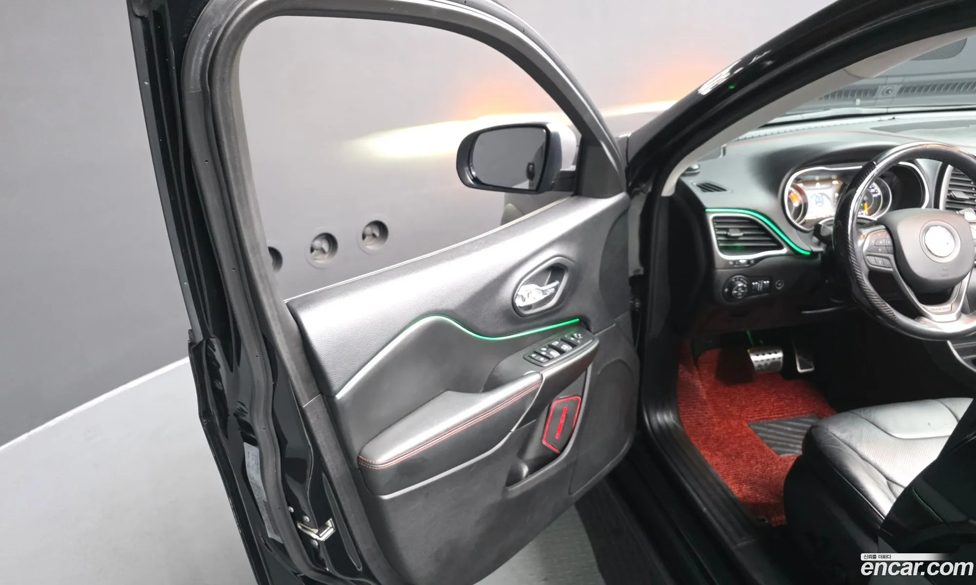 Jeep Cherokee 2020 — 19